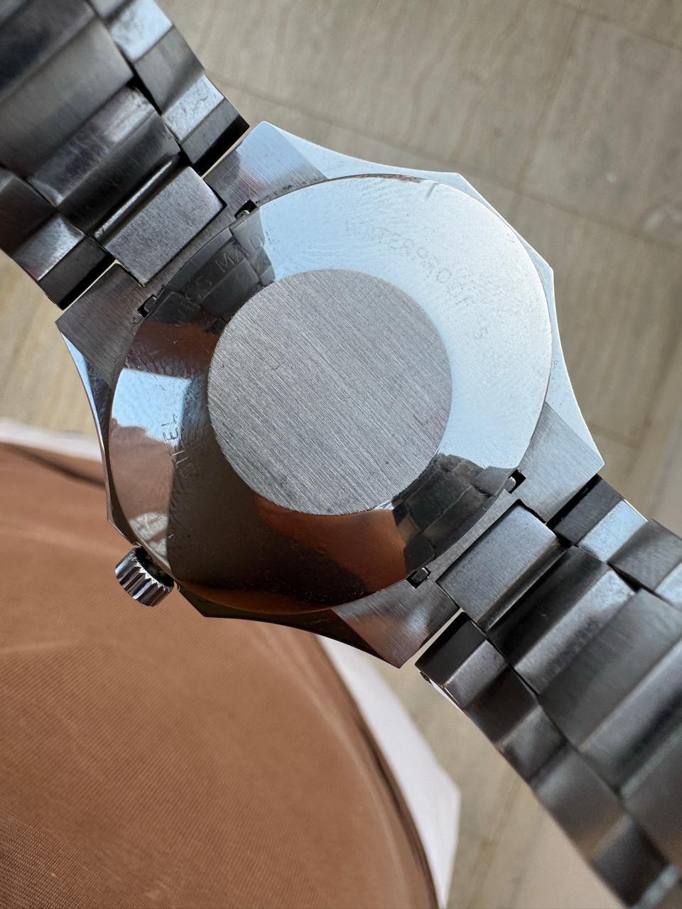 Delma Nostalgia Shimmer Greene & Greene Greene Malachite Quadrante Raro Orologio Automatico da Uomo in vendita 7