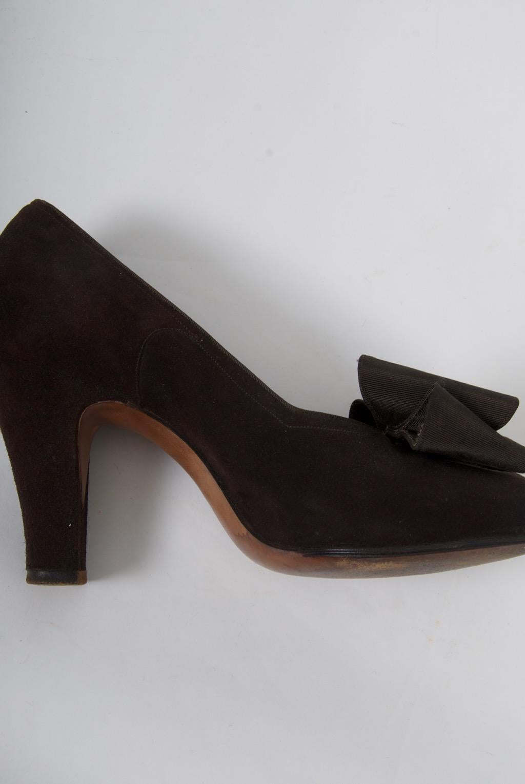 Women's Delman Brown Suede Open-Toe Shoes, c.1950 For Sale