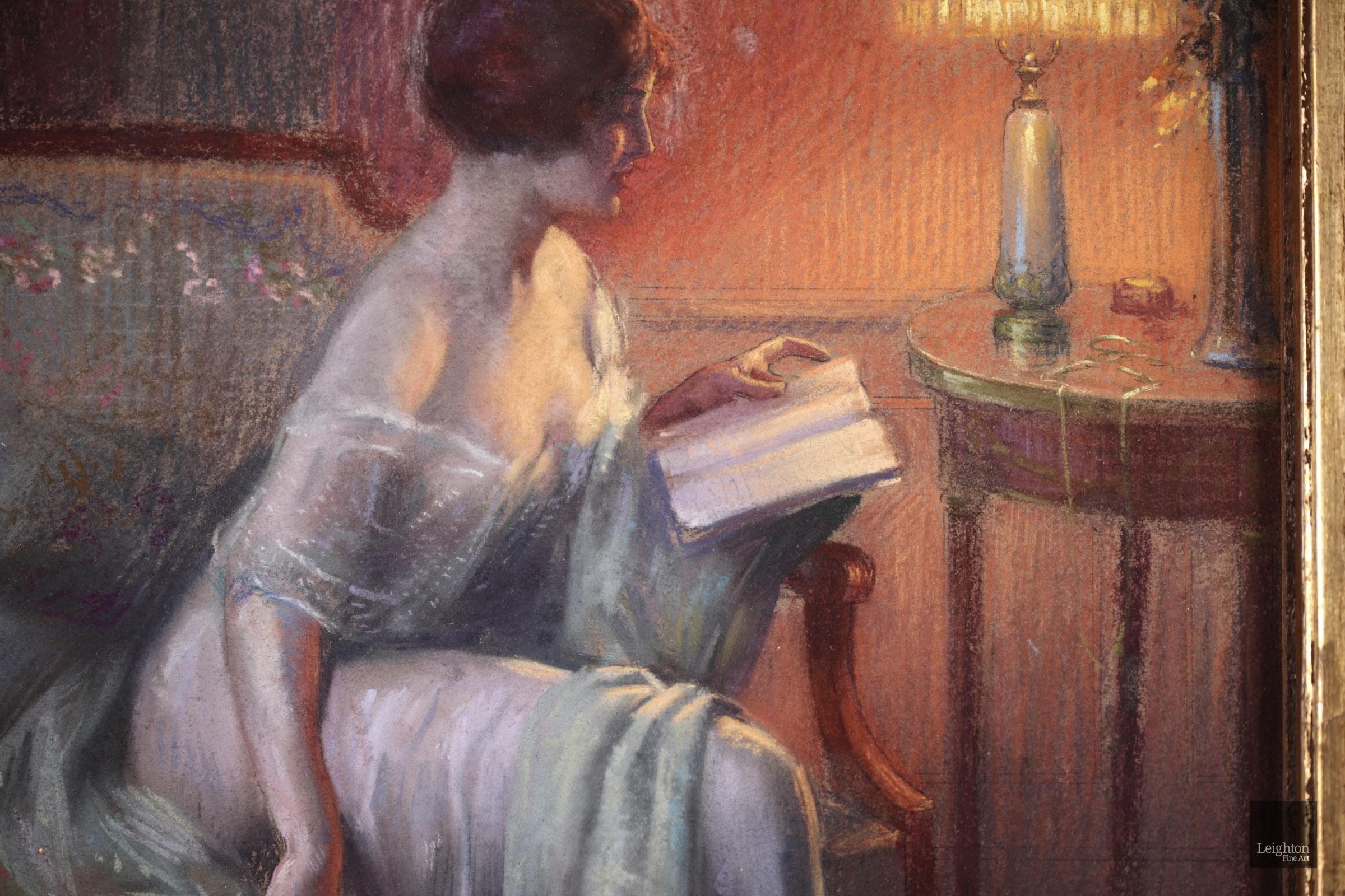 Une femme lisant - Academic Pastel, Figure in Interior by Delphin Enjolras For Sale 2