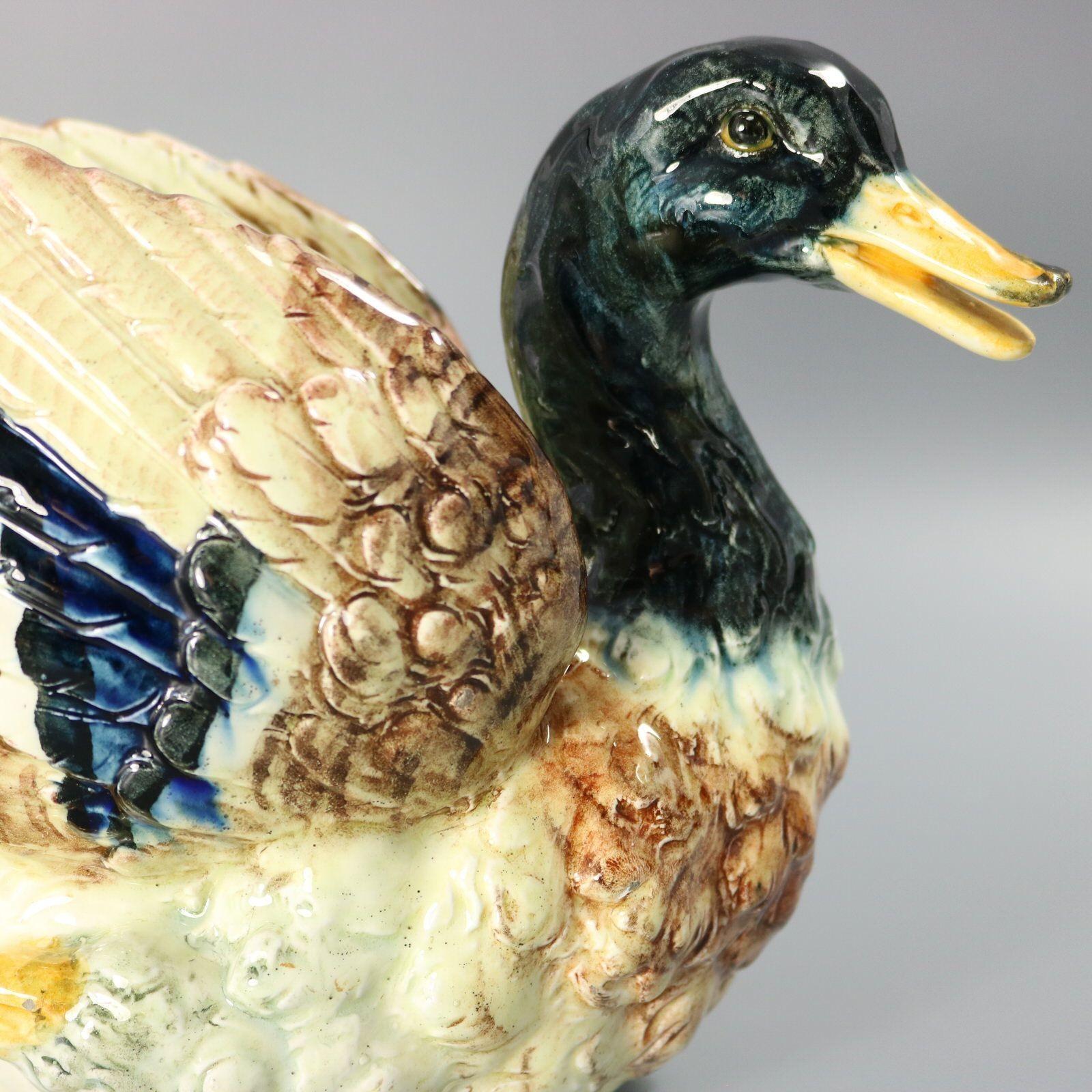 Fioriera in maiolica Delphin Massier con anatra reale in vendita 5