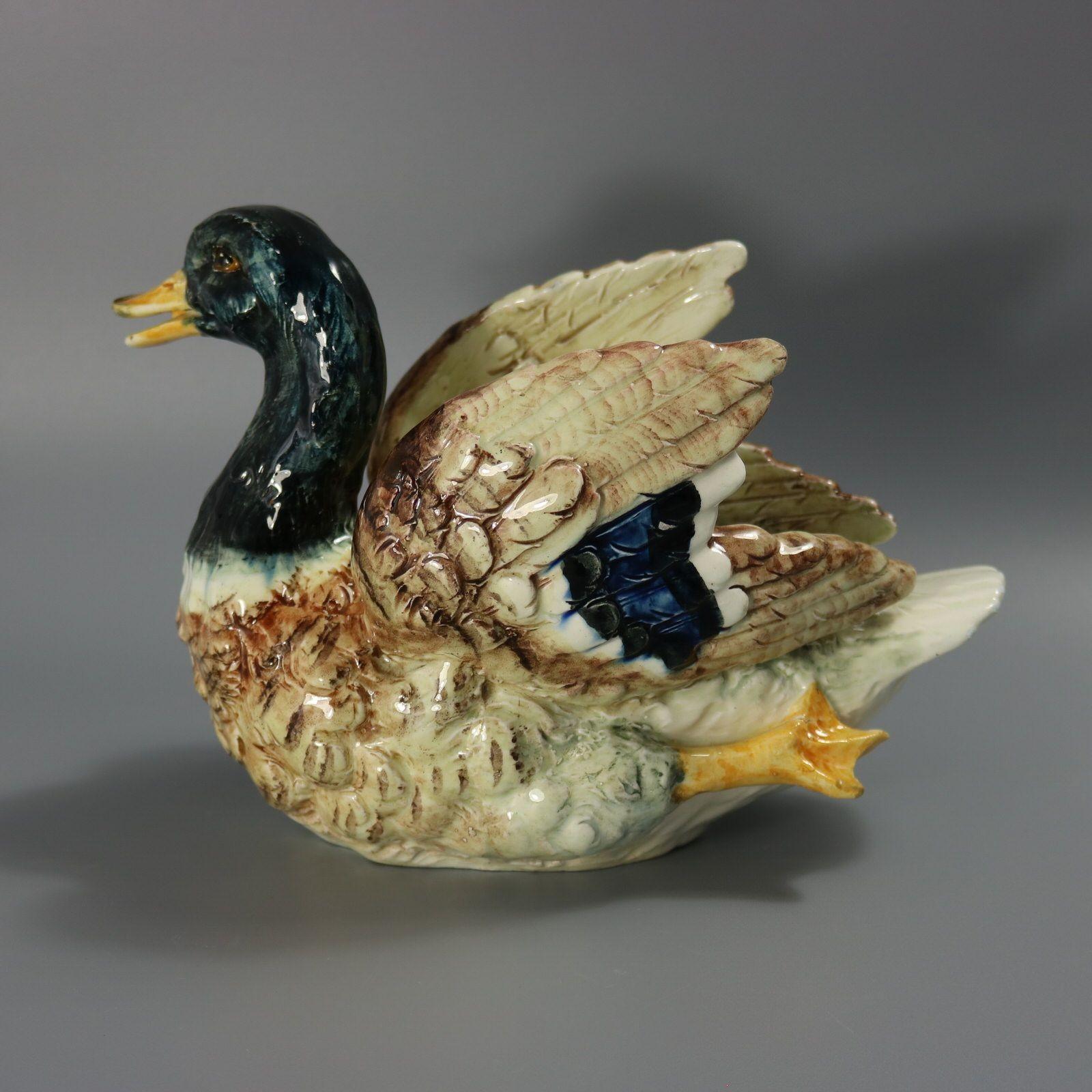 Majolica Fioriera in maiolica Delphin Massier con anatra reale in vendita