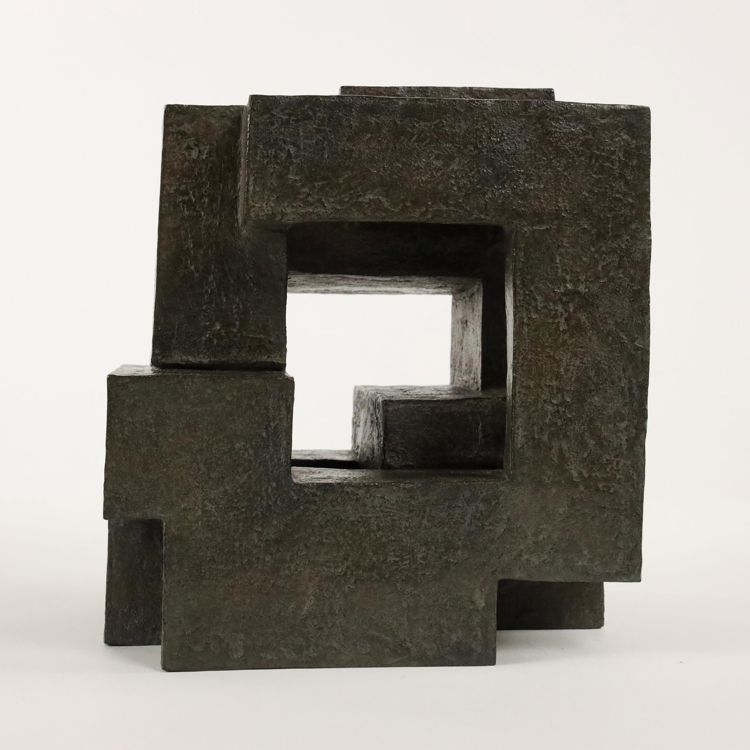 Block VIII di Delphine Brabant - Scultura astratta in bronzo, geometrica, nera 7
