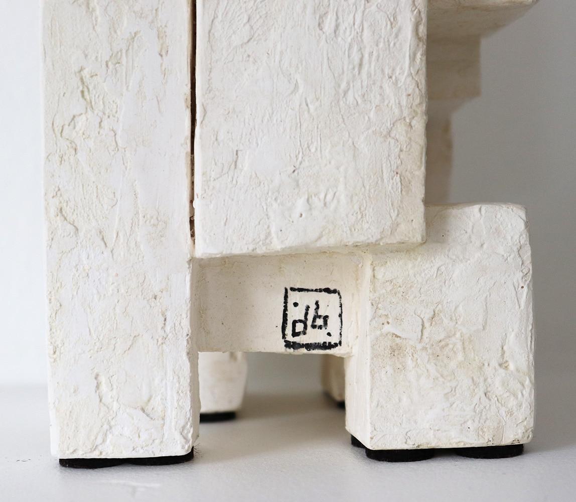 Block XI by Delphine Brabant - Abstract geometric sculpture, plaster, balance en venta 4