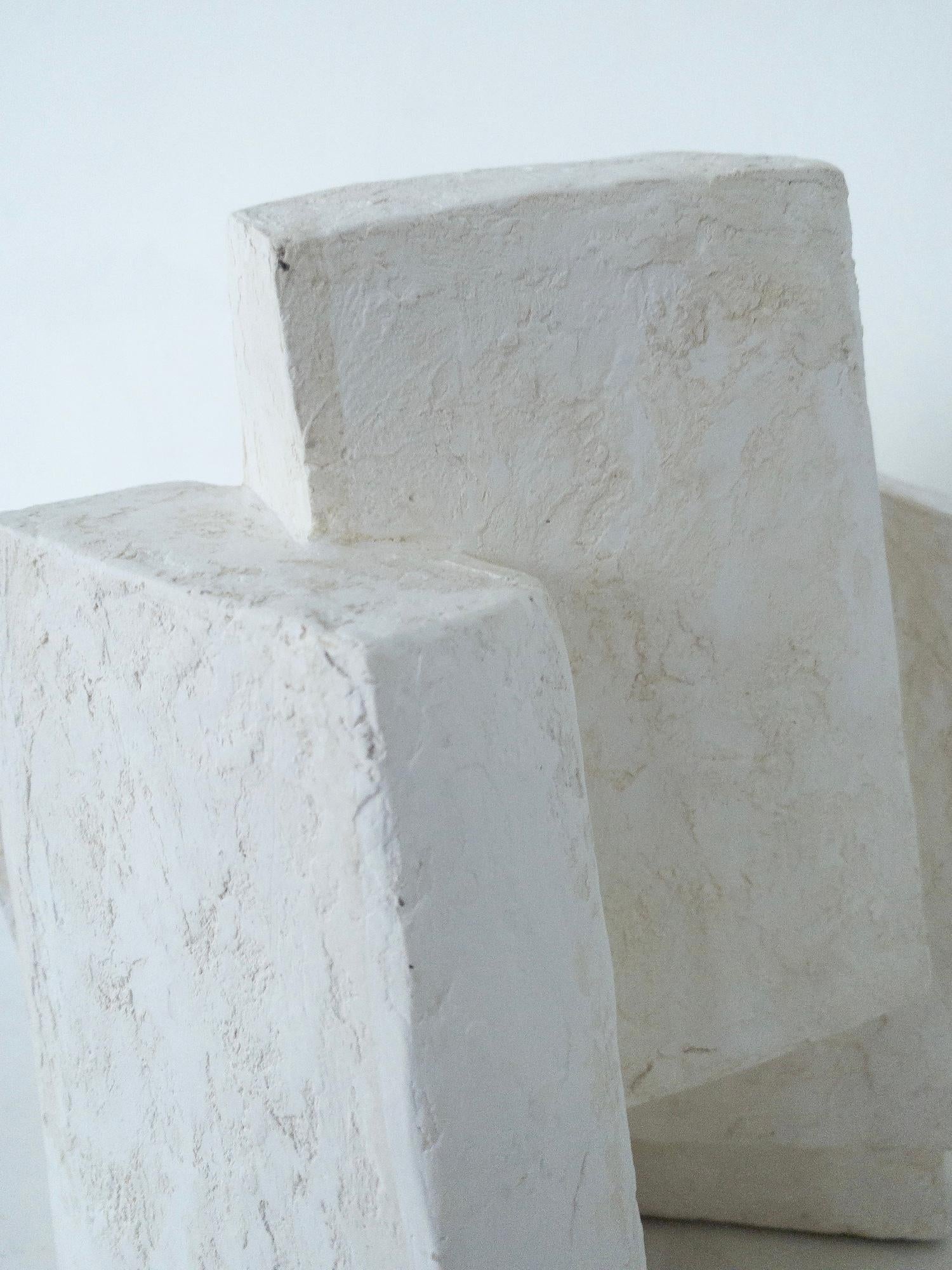 Suspension II by Delphine Brabant - Abstract geometric sculpture, plaster, white For Sale 14