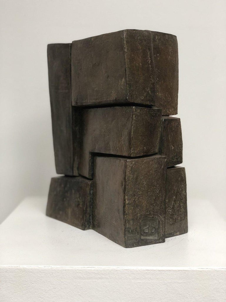 Unity II, is a bronze sculpture by French contemporary artist Delphine Brabant.
25 cm × 12 cm × 12 cm. Limited edition of 8 + 4 A.P.

Fascinated with the concept of construction, Delphine Brabant composes her abstract sculptures like an architect,