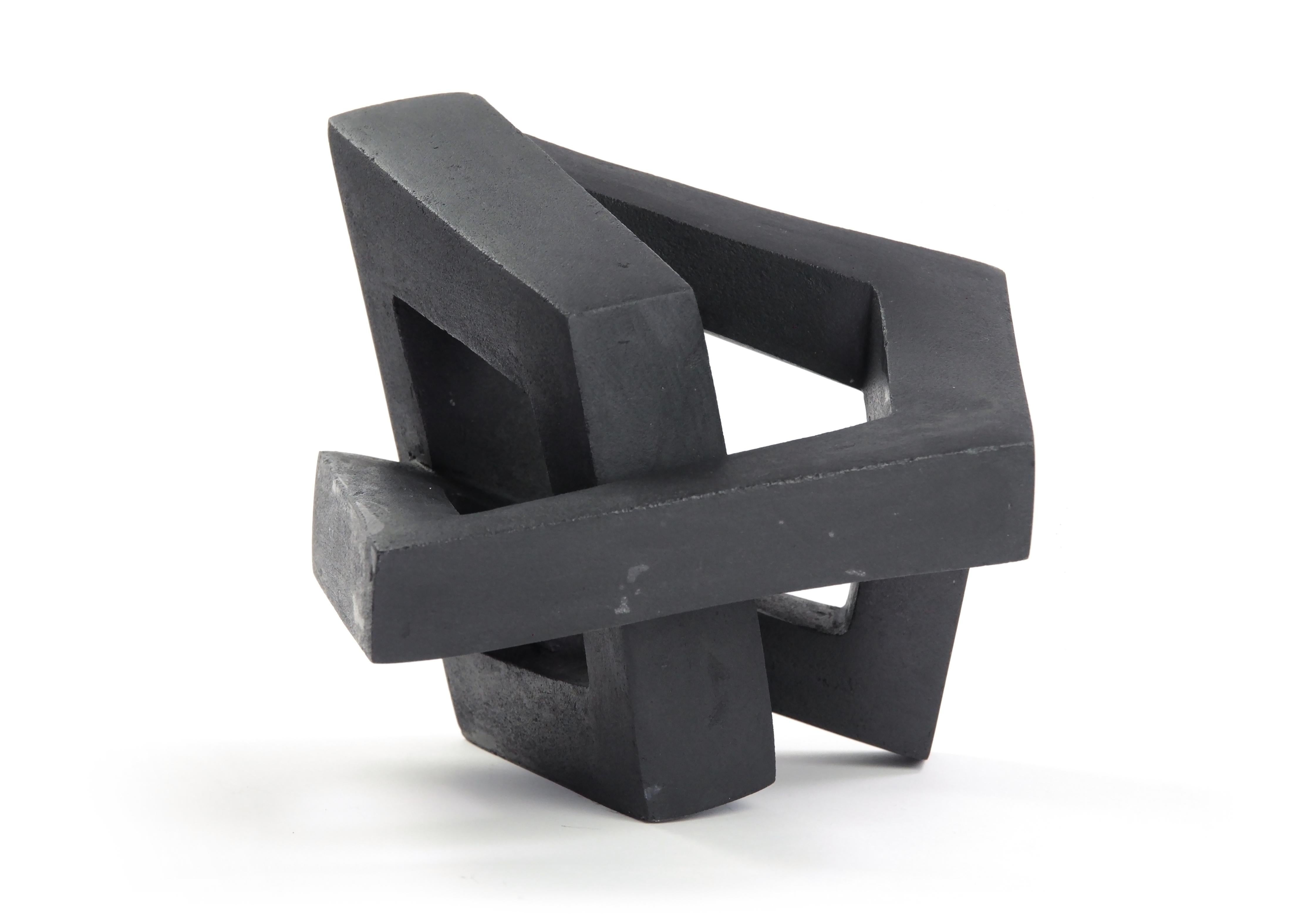 Variation III by Delphine Brabant - Abstract geometric resin sculpture For Sale 7