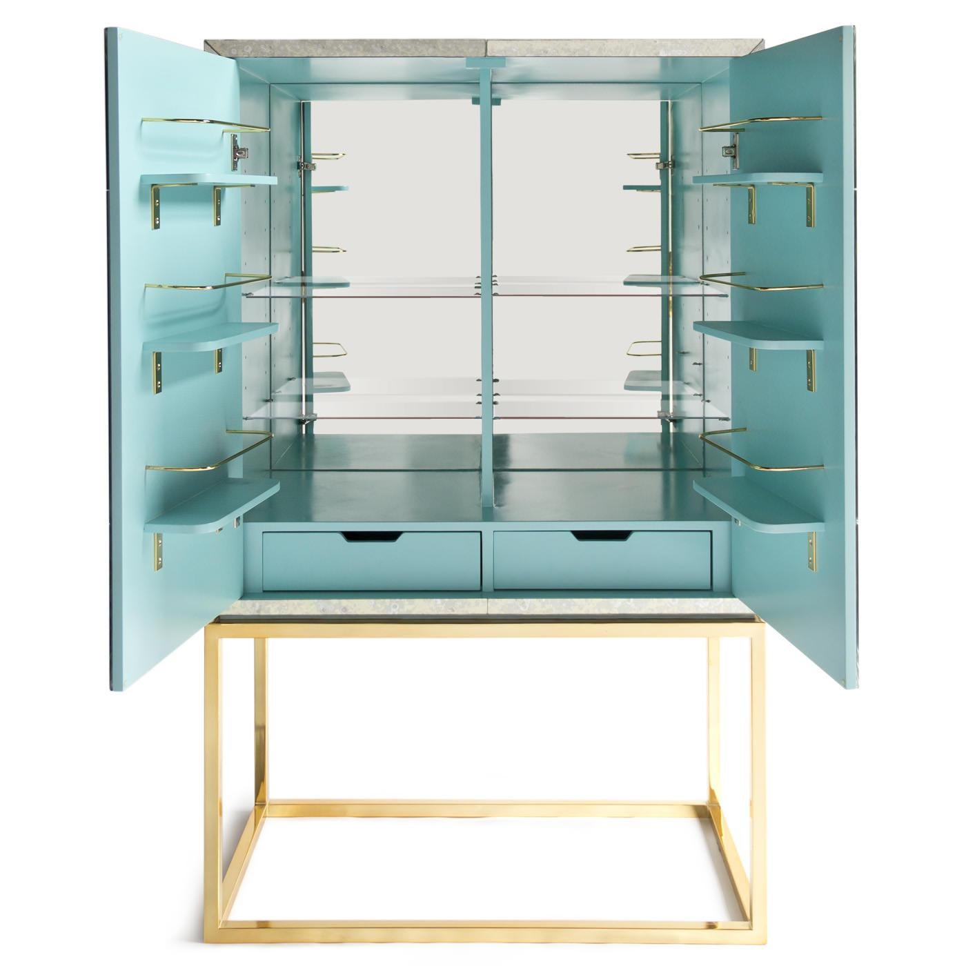 Polished Delphine Mirrored Bar