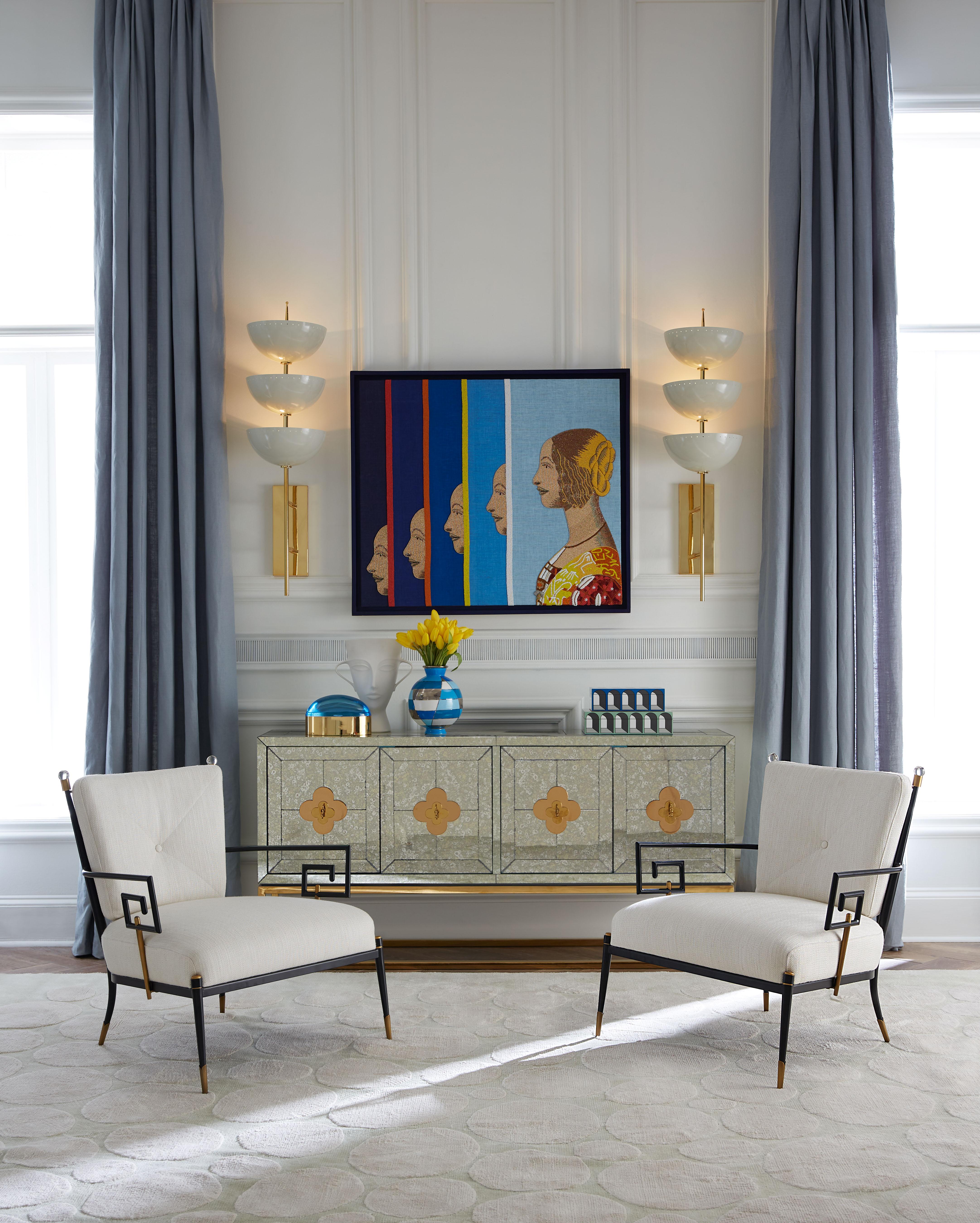 Delphine Mirrored Credenza In New Condition For Sale In New York, NY