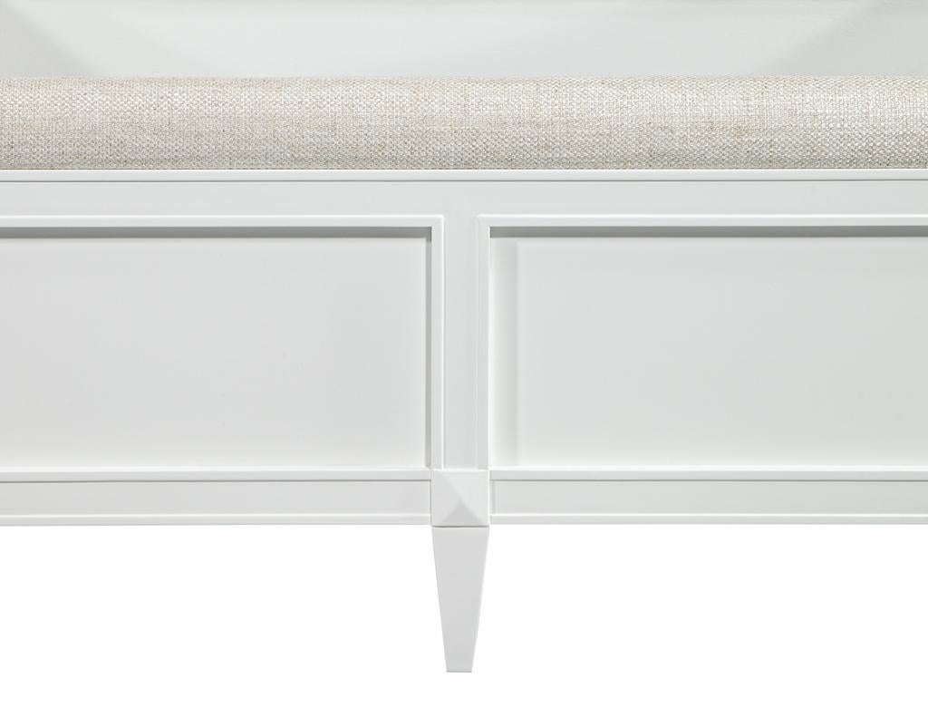 Cadre de lit Queen Size de Delphine par Baker Furniture en vente 7