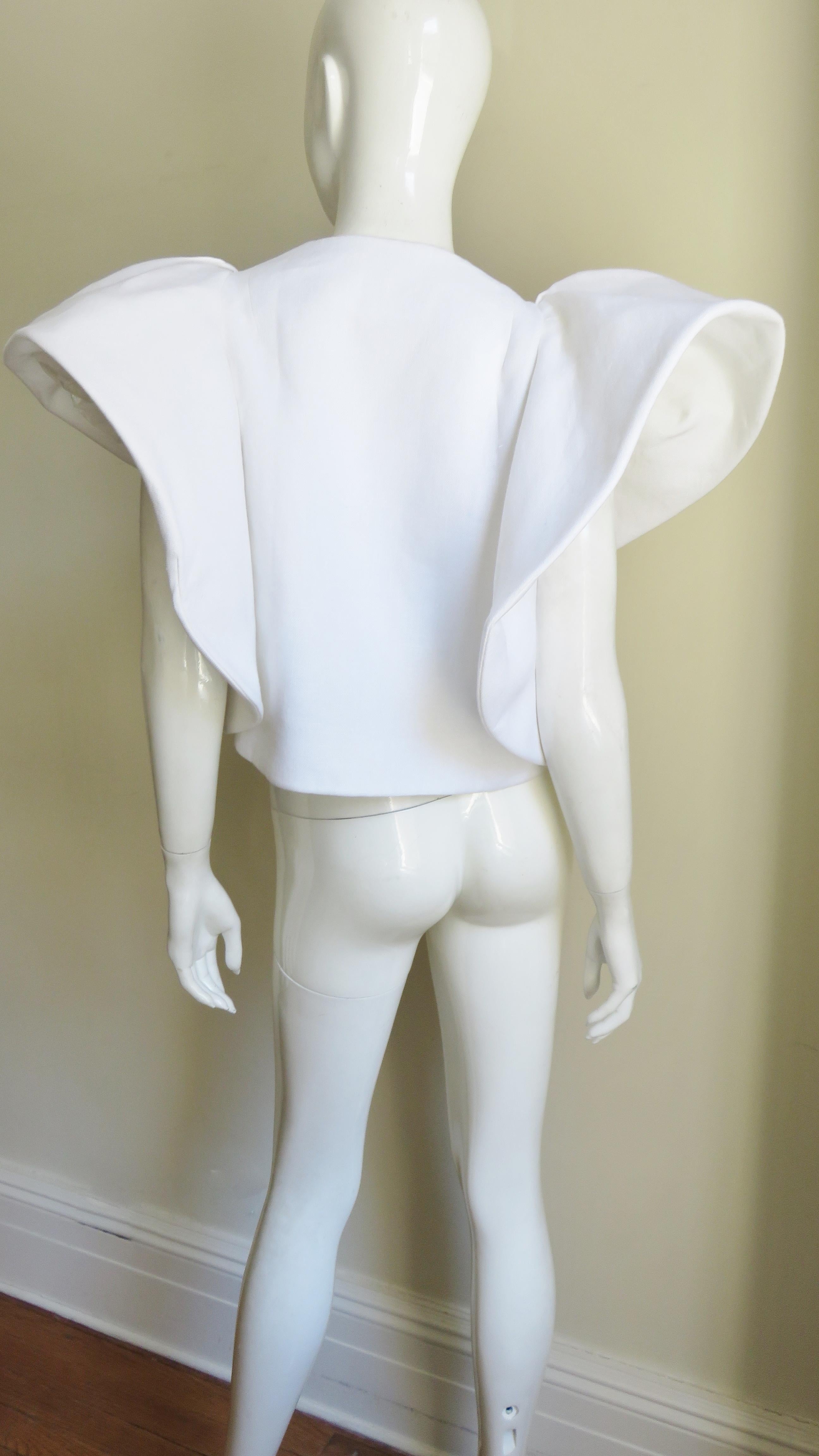 Delpozo Sculptural Linen Jacket For Sale 5