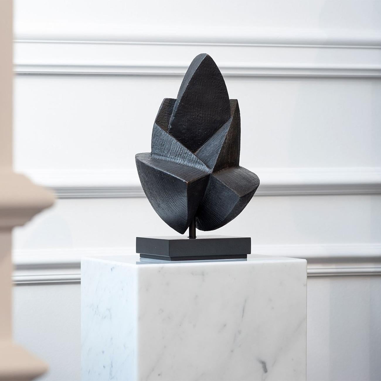 Delta Delta-Bronze-Skulptur Schwarz (21. Jahrhundert und zeitgenössisch) im Angebot