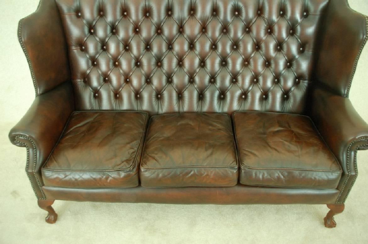 20th Century Delta Chesterfield Queen Anne Playwing Regency Three-Seat For Sale