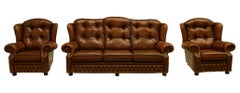 Delta Chesterfield Sandringham Settee in Antique Autumn Tan Brown