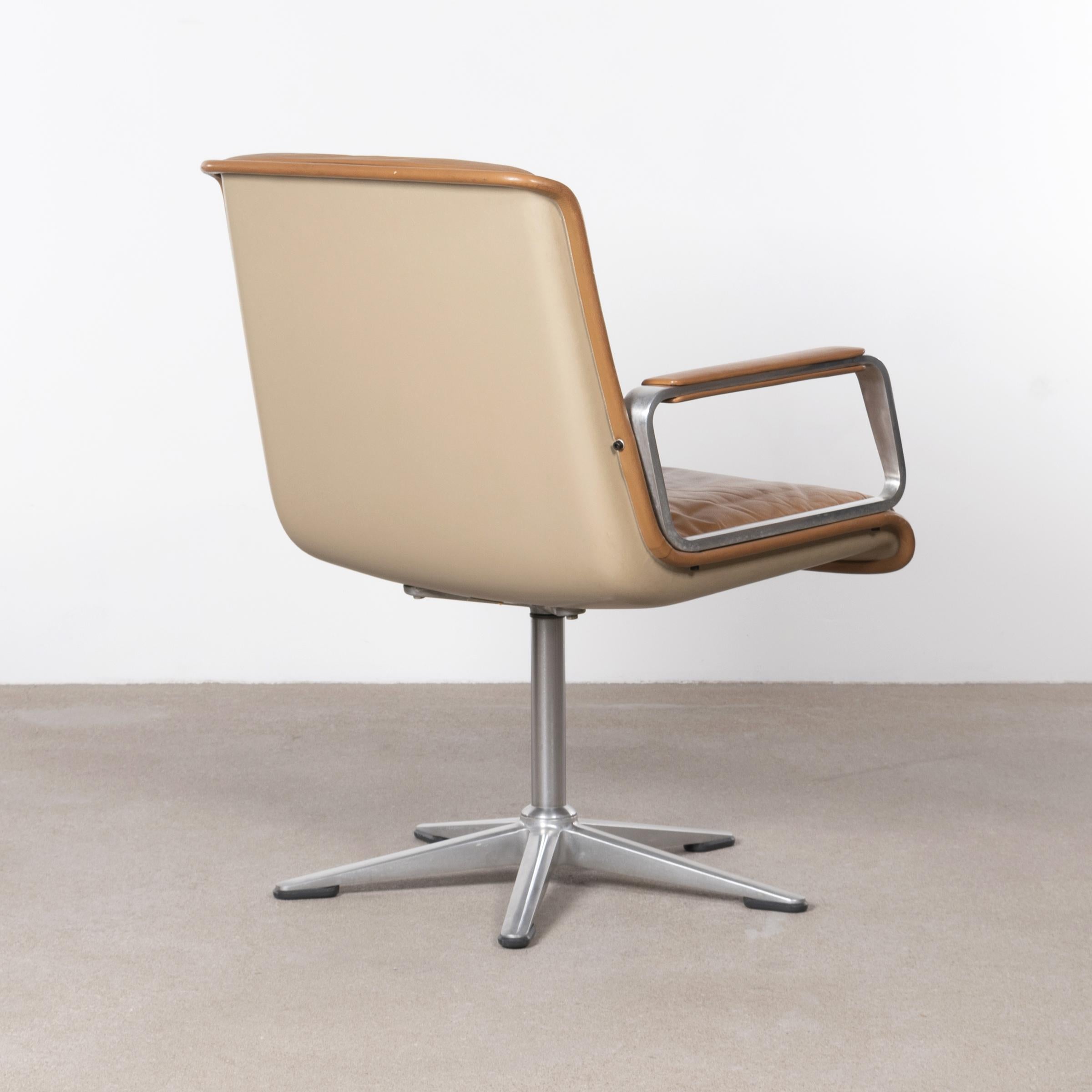 Mid-Century Modern Delta Design Program 2000 Set Chairs in Padded Leather for Wilkhahn