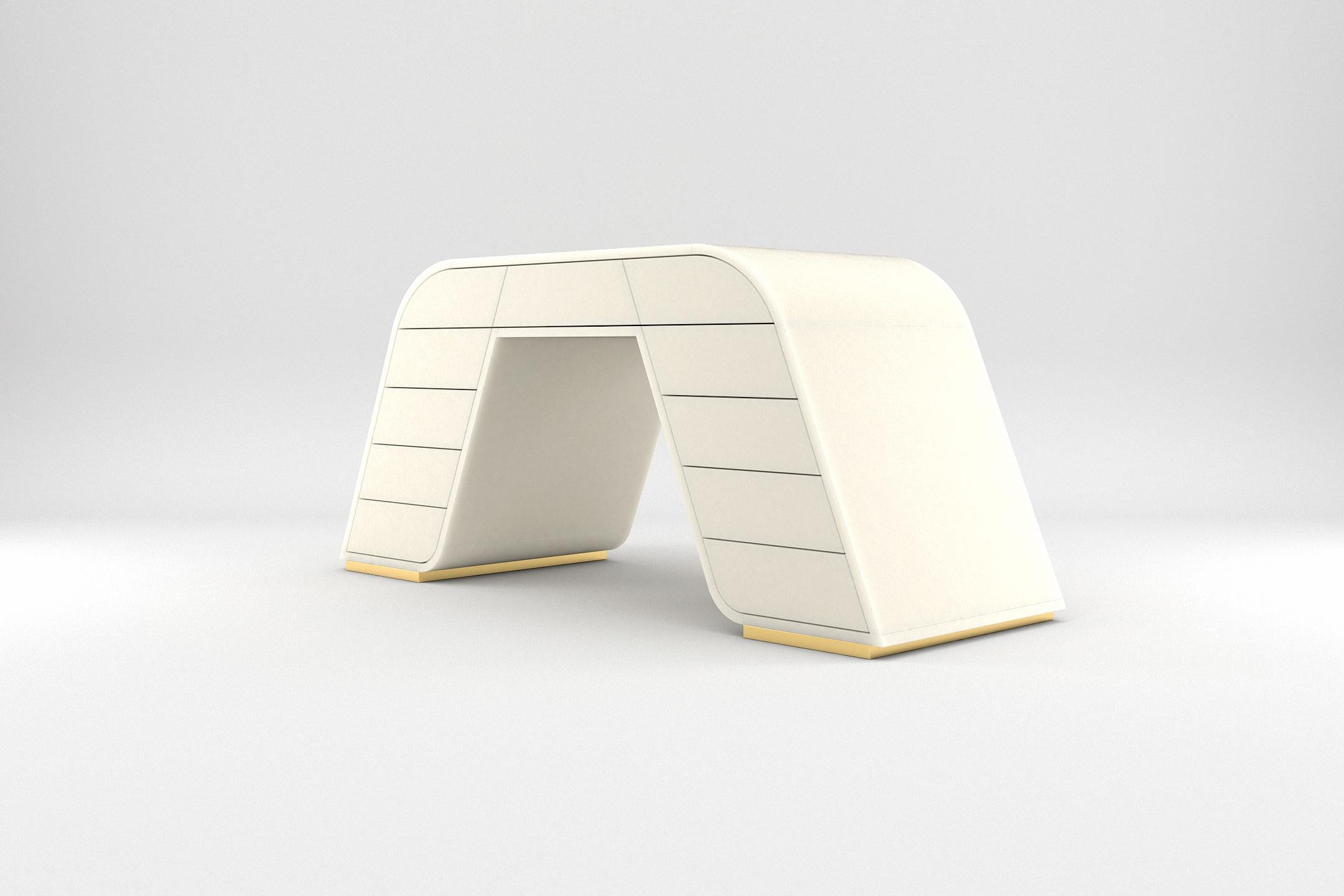 Die geschwungenen Seiten der Delta Collection verleihen dem Design ein modernes und elegantes Aussehen, das Wärme und Behaglichkeit mit einem Hauch von minimalistischer Schlichtheit verbindet. Das Möbelstück wurde von Prieto Studio entworfen und