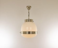 Ciondolo Delta in vetro e nichel di Sergio Mazza per Artemide, anni '60