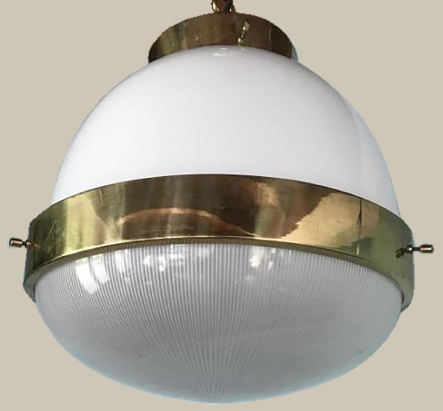italien Paire de lampes à suspension Delta Grande en laiton de Sergio Mazza pour Artemide, années 1960 en vente