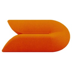 Delta Sofa - Modernes gepolstertes zweisitziges Sofa aus bernsteinfarbenem Orange