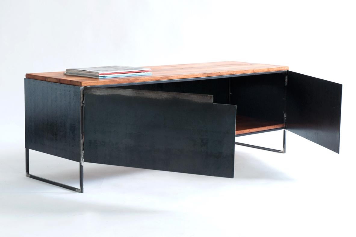 Unità Delta in noce e acciaio laminato a caldo di Atelier A Jones In condizioni Nuovo in vendita a København S, DK