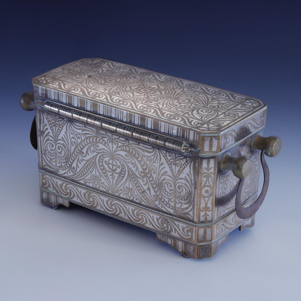 20th Century Deluxe Betel Nut Box Set, Maranao Culture, Southern Philippines (Mindanao). For Sale