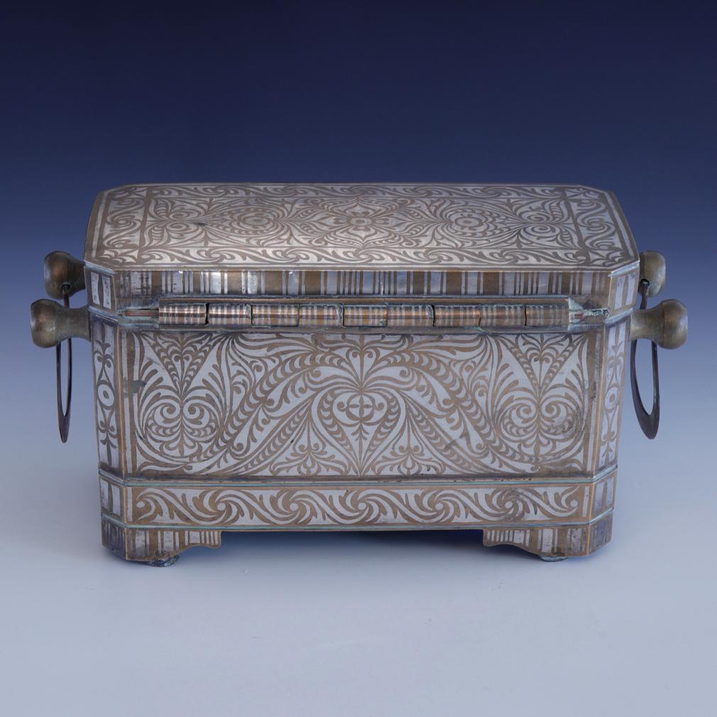 Silver Deluxe Betel Nut Box Set, Maranao Culture, Southern Philippines (Mindanao). For Sale