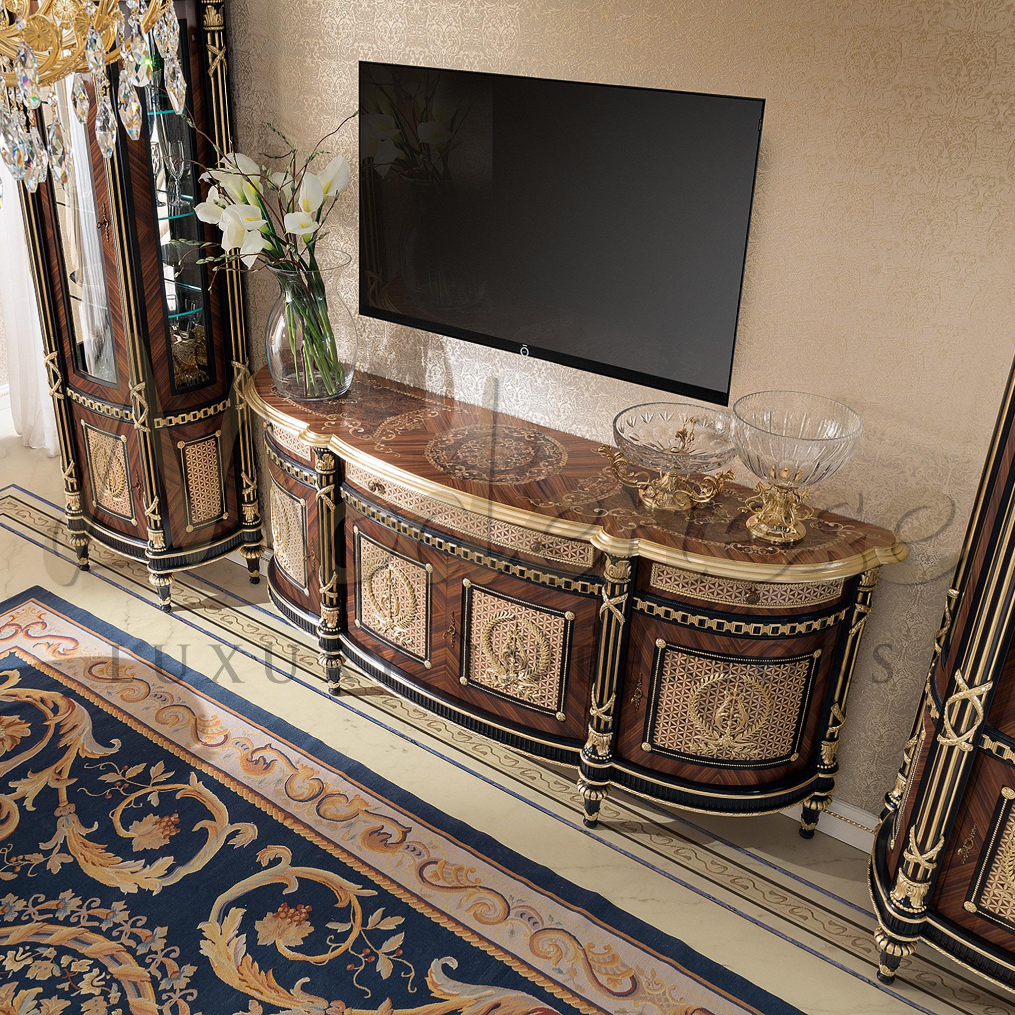 Deluxe Deluxe- Sideboard mit vier Türen und Schubladen und Radica-Intarsien von Modenese (Appliqué) im Angebot