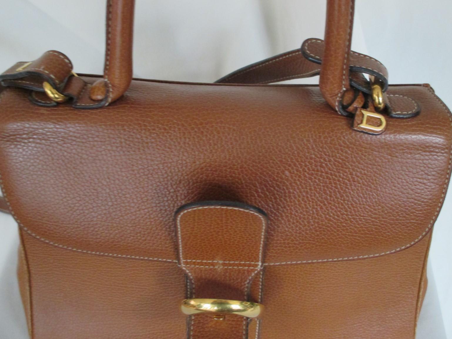 Delvaux Brillant MM Cognac Leather Shoulder Bag In Good Condition In Amsterdam, NL