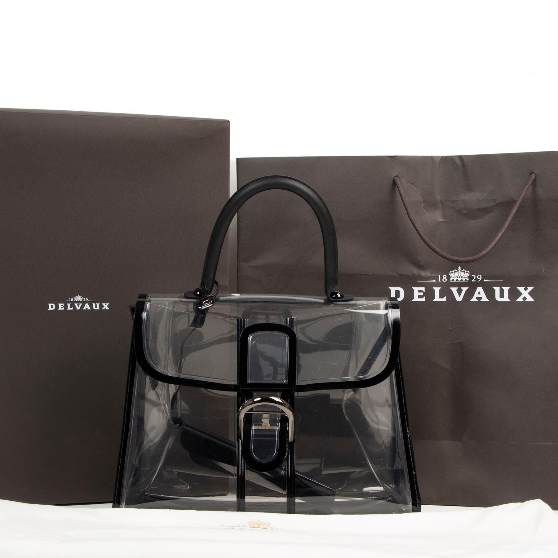 Very good preloved condition

Delvaux Brillant X-Ray Limited Edition

This limited edition Delvaux X-Ray is a true collector's item for every Delvaux lover out there. Crafted entirely in smooth transparant PVC material and finished off with