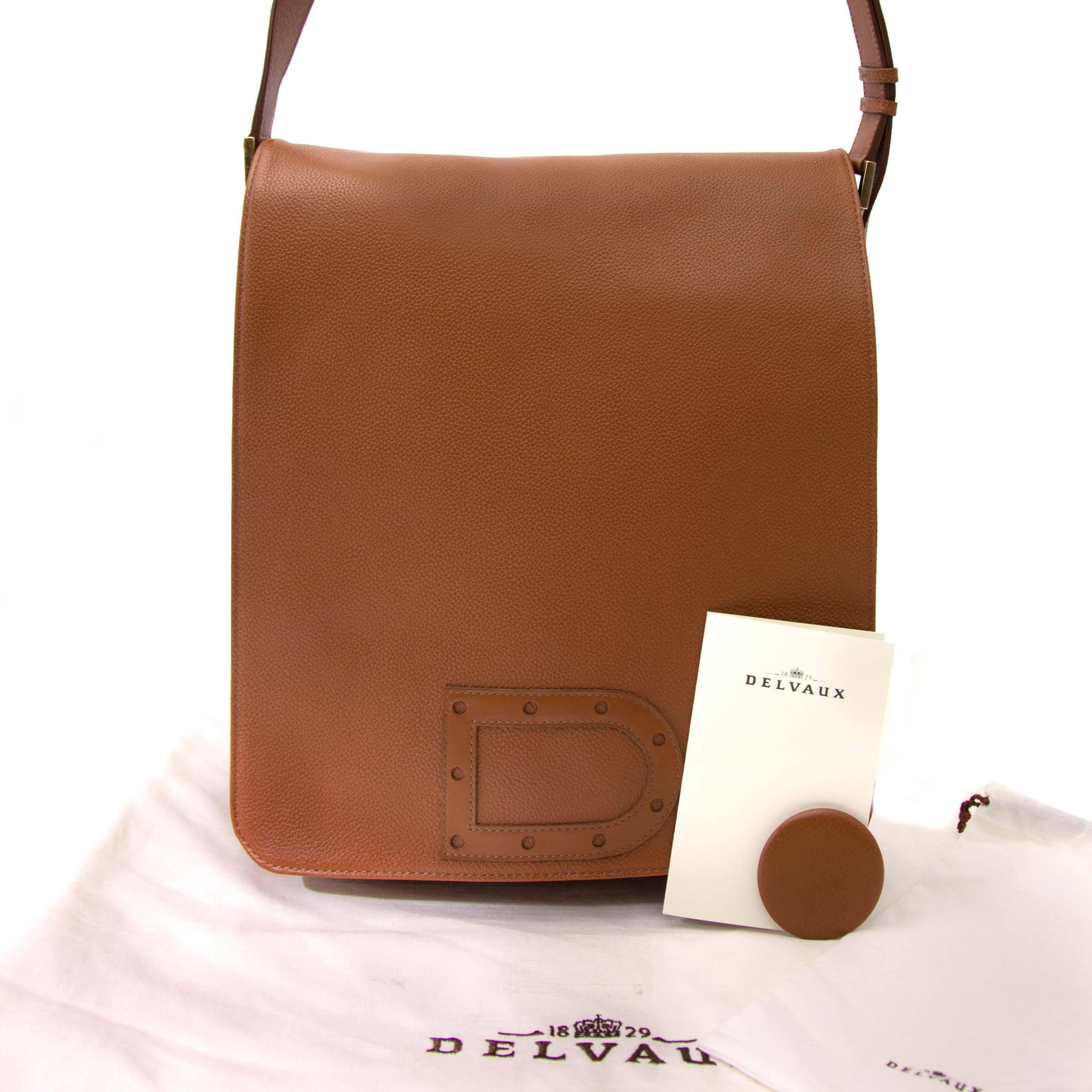 excellent condition

Delvaux Cognac Loiuse Baudrier Gm Shoulder Bag

Roam the world handsfree and as stylish as can be with this practical Cognac Delvaux Louise Shoulderbag
Its practical gm size is perfect for storing your daily essentials.
Fully
