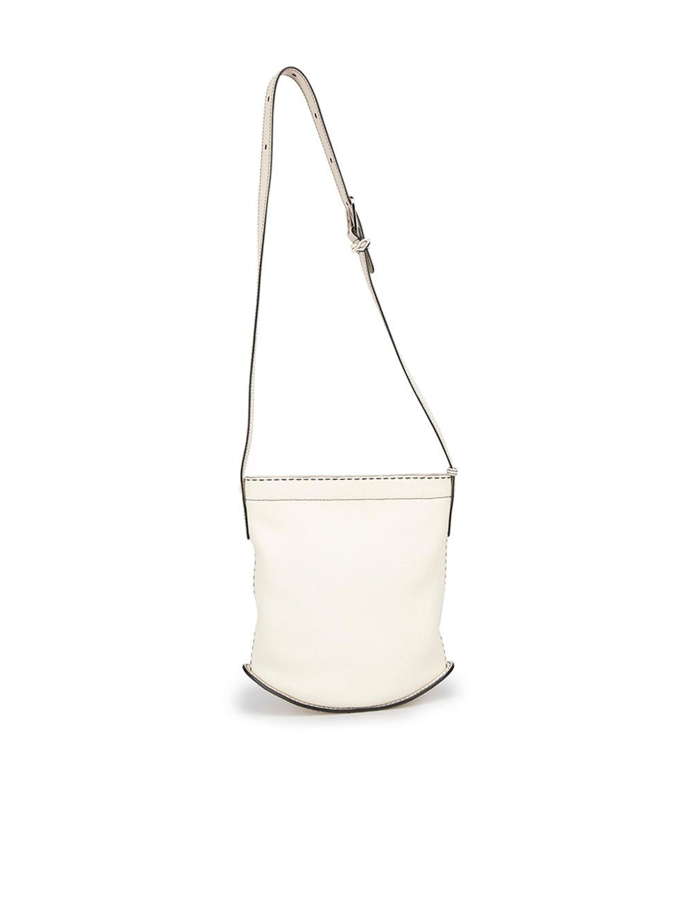 Delvaux Ecru Leather Bucket Pin Bag In Excellent Condition In London, GB