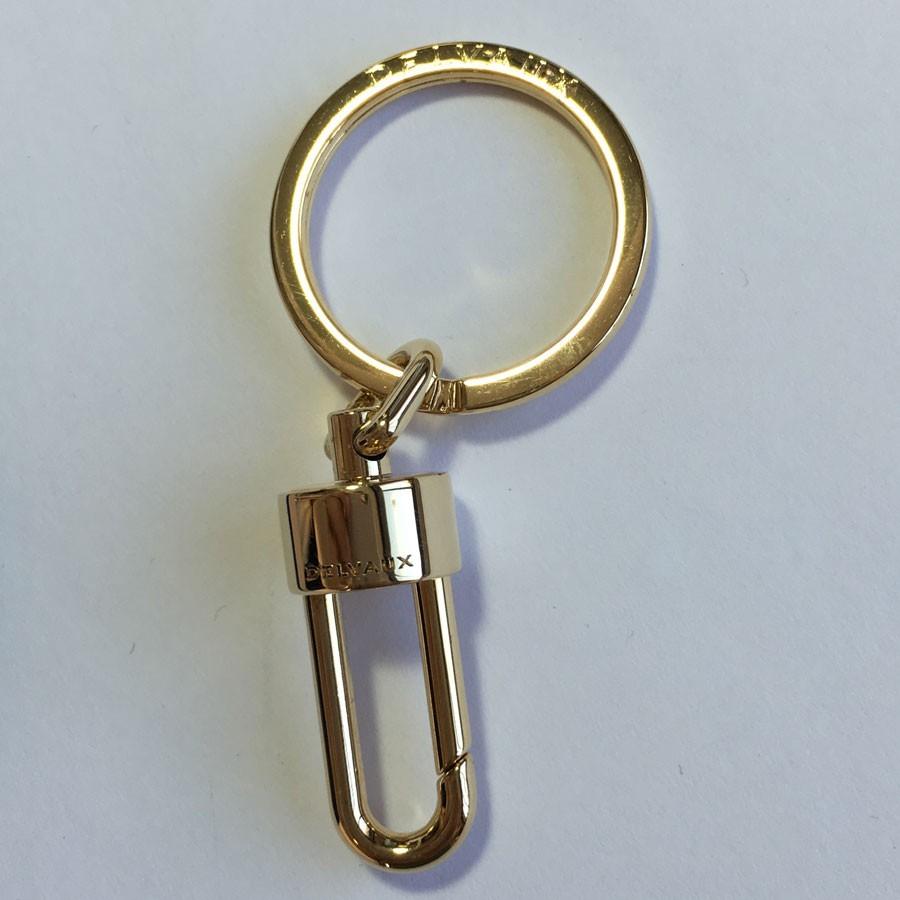 Green Delvaux green bag charm Magritte collection For Sale