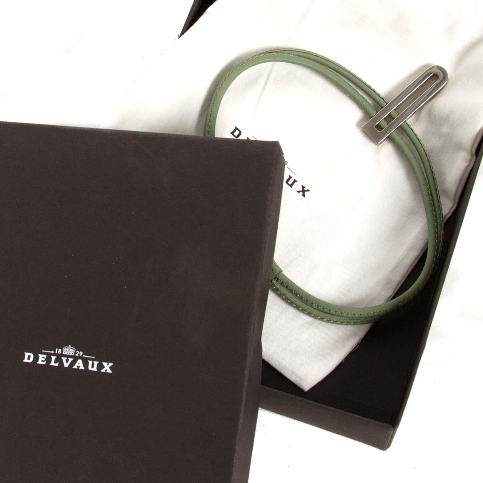 Very good condition

Delvaux Green D Leather Necklace 

Add a classy touch to your outfit with this green leather necklace by Delvaux. 
It features a double leather strap with the iconic 'D' signature.
This timeless beauty is finished with gold