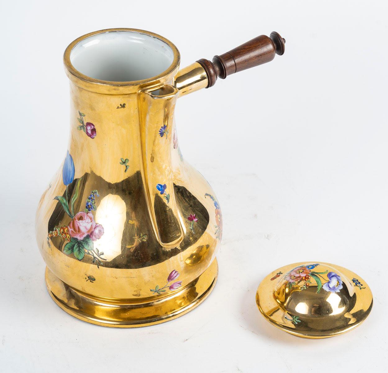 French Delvaux Porcelain Chocolatier, 19th Century, Napoleon III Period. For Sale