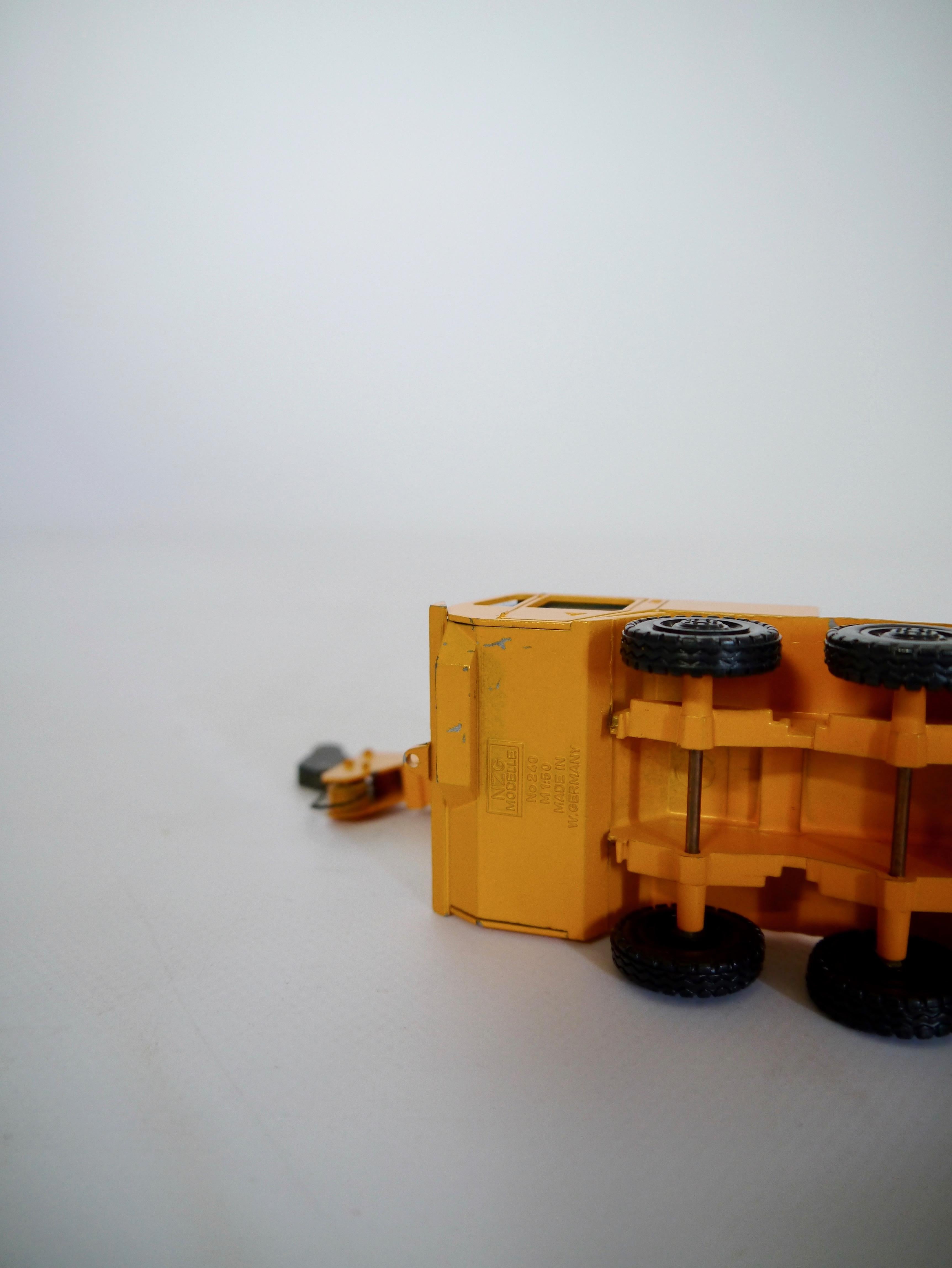 DEMAG Die Cast Miniature Crane Truck from NZG, West Germany, 1970s For Sale 2