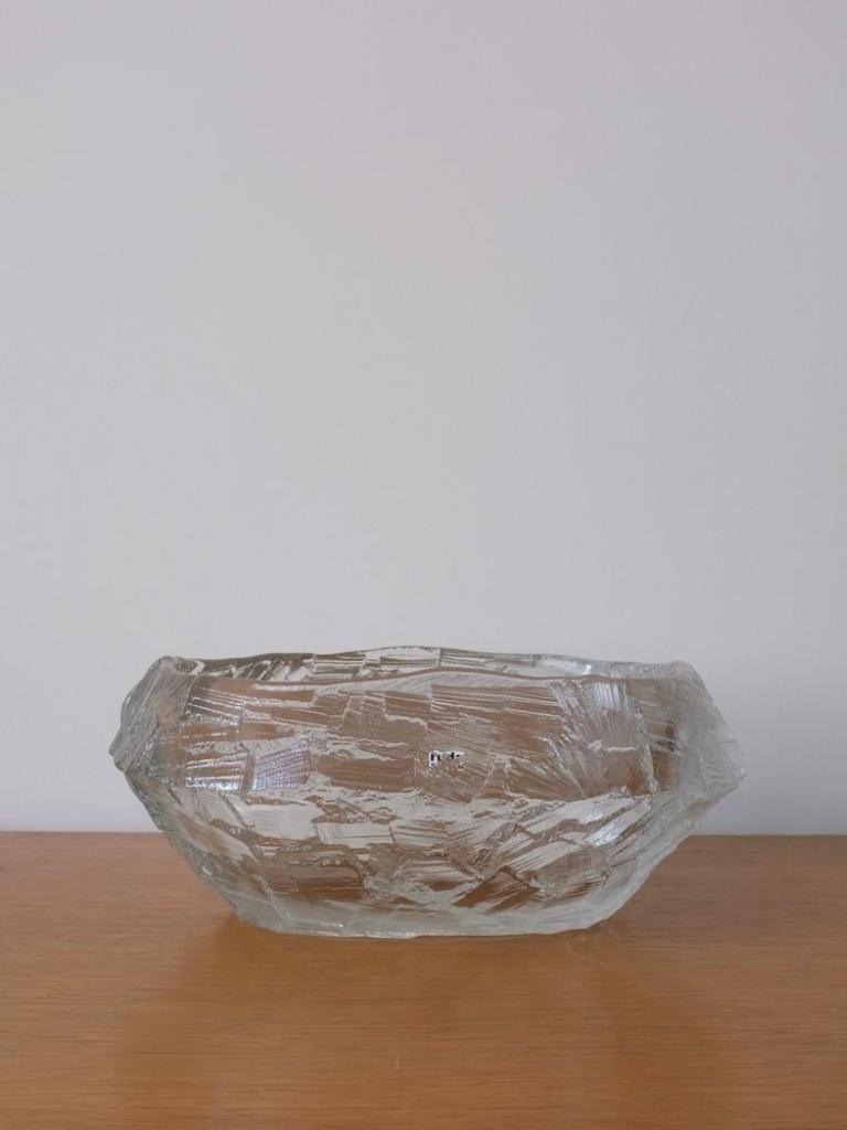 Demant Brutalist Glass Dish by Göte Augustsson, Ruda Sweden 1960s In Excellent Condition For Sale In Rīga, LV