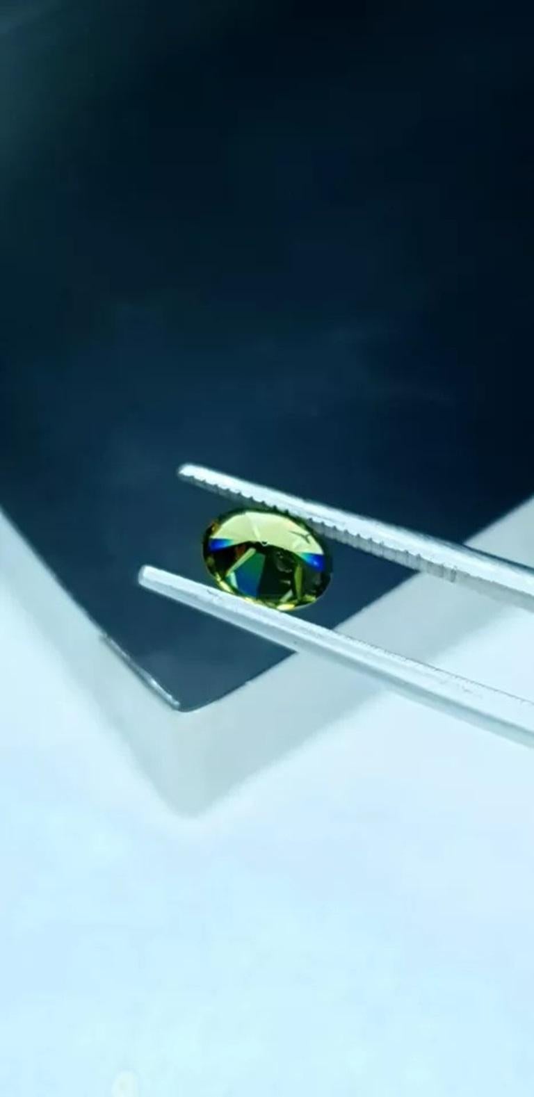 Demantoid Garnet Cut Stone 0.90Cts Natural Madagascar In New Condition For Sale In Chicago, IL