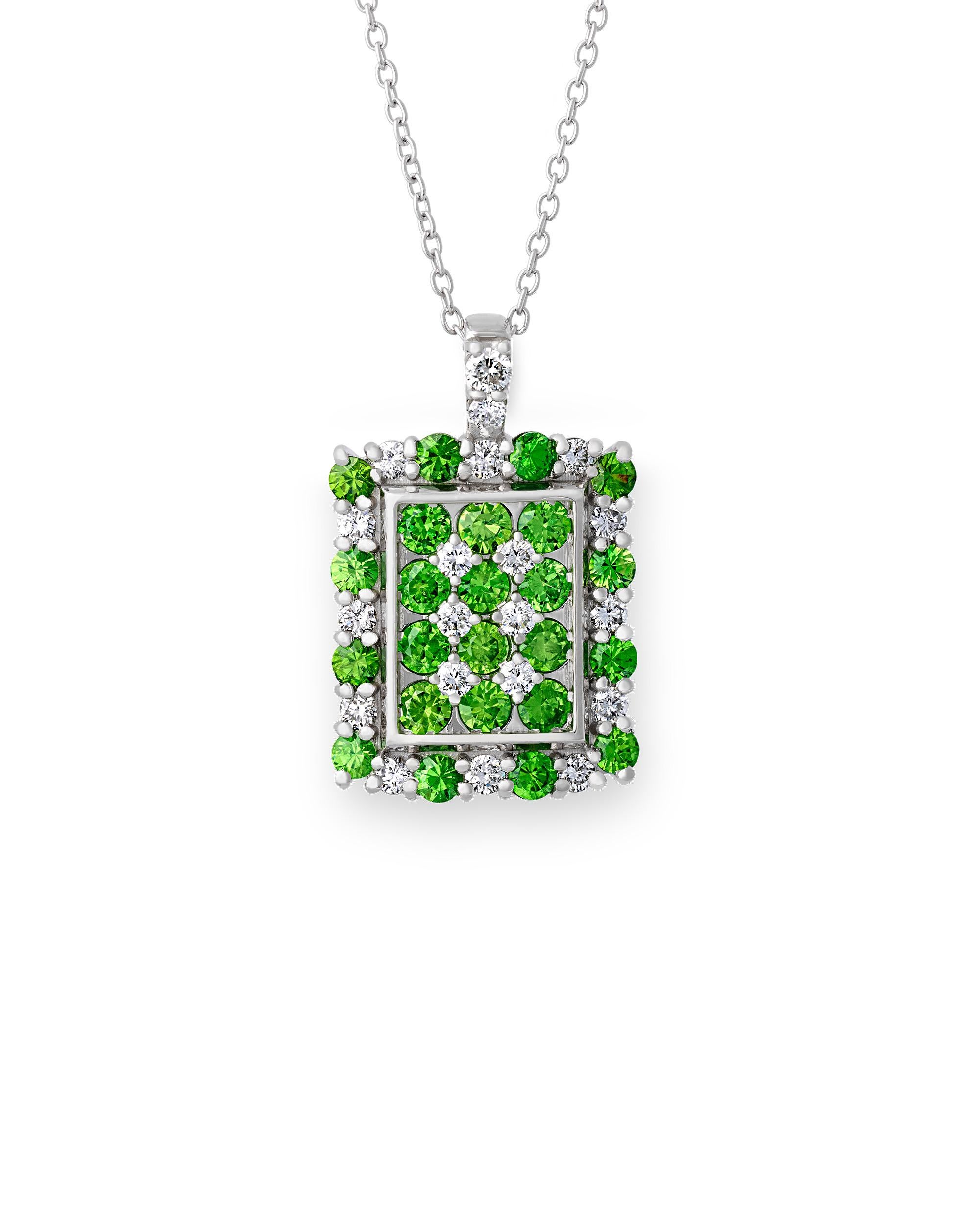 Moderne Pendentif grenat démantoïde, 1,11 carats en vente