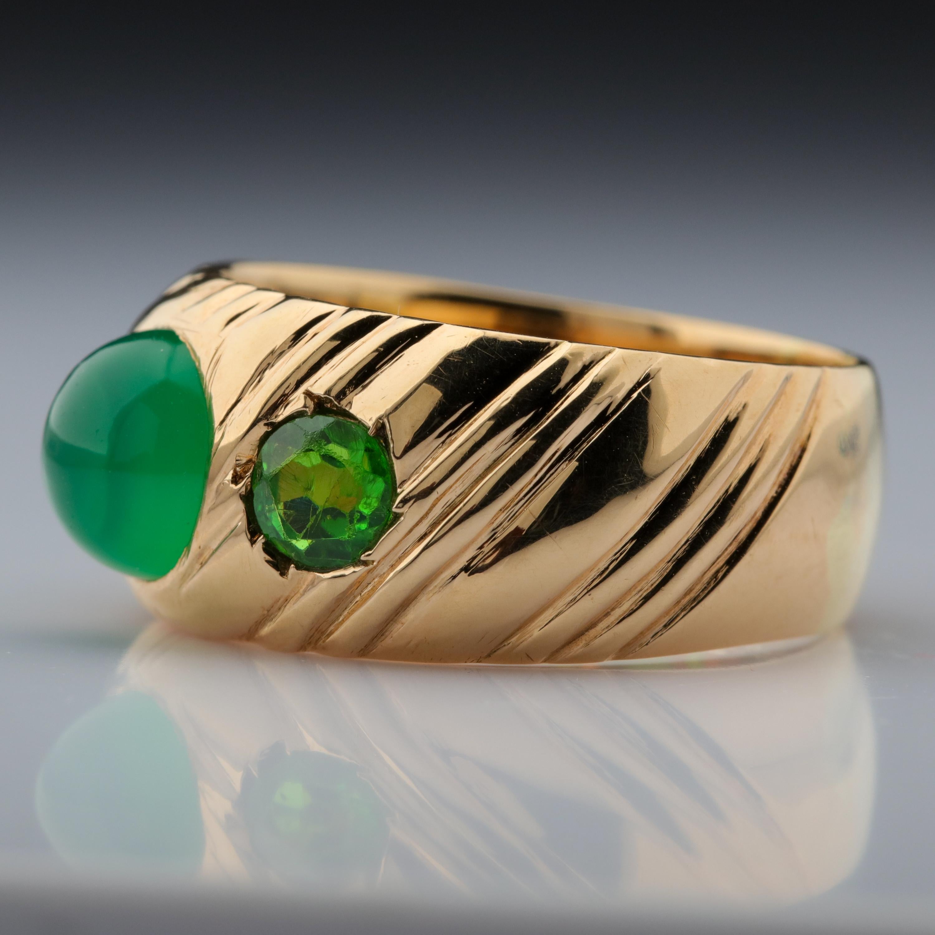 Demantoid Garnet Ring with Chrysoprase circa 1890 Russian In Good Condition In Southbury, CT