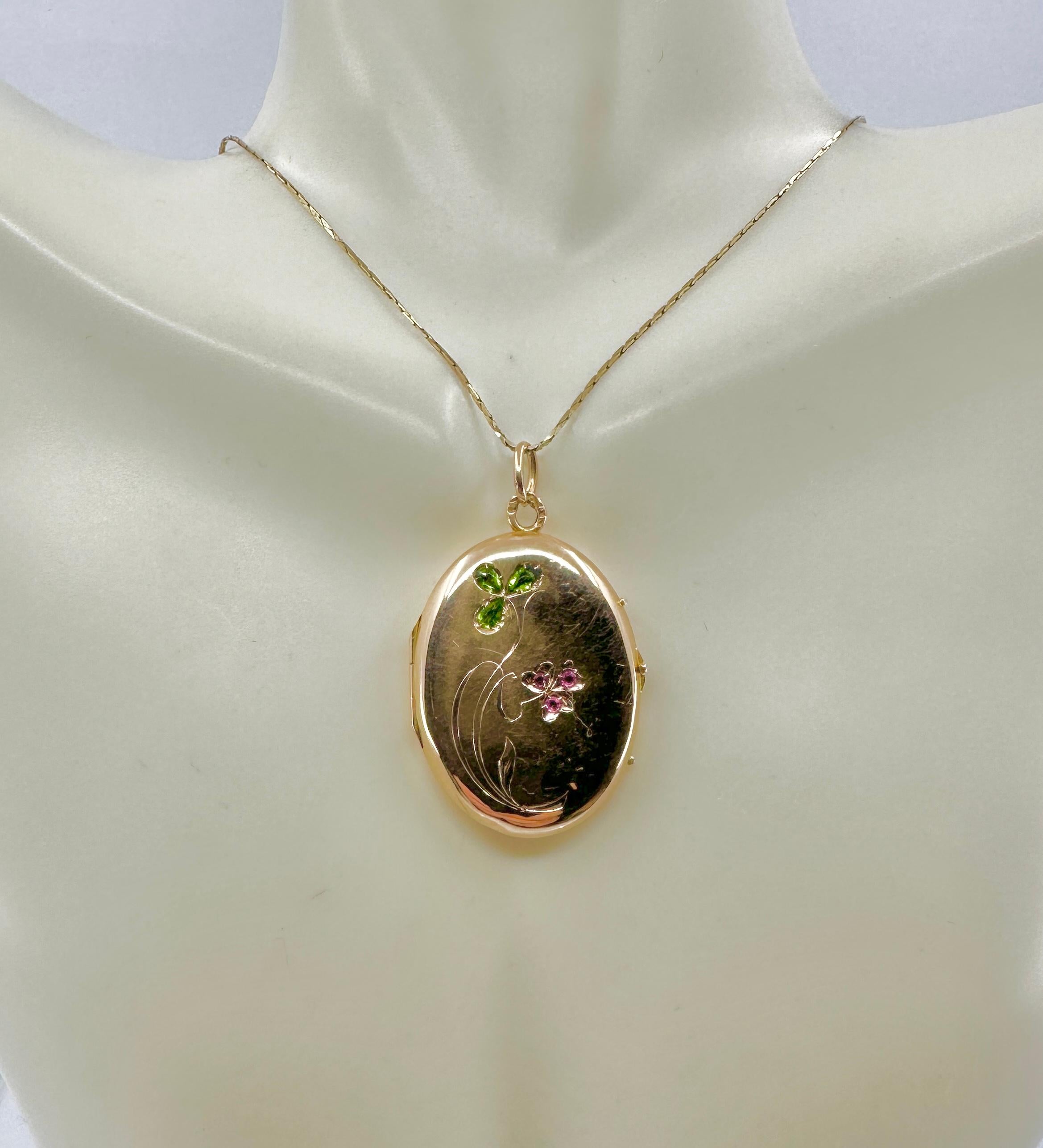 Collana con ciondolo a forma di fiore di granato demantoide e rubino Arte Antiques in vendita 2