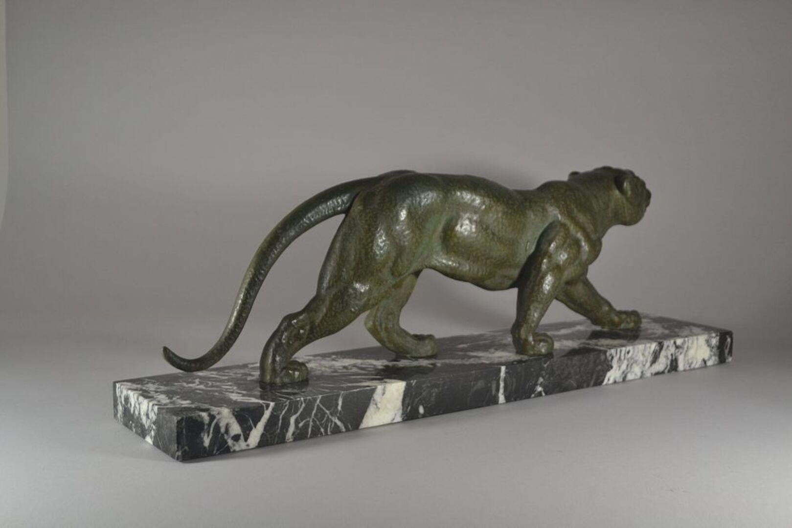 Demeter Chiparus Large Art Deco Metal Panther In Excellent Condition In Barjols, FR