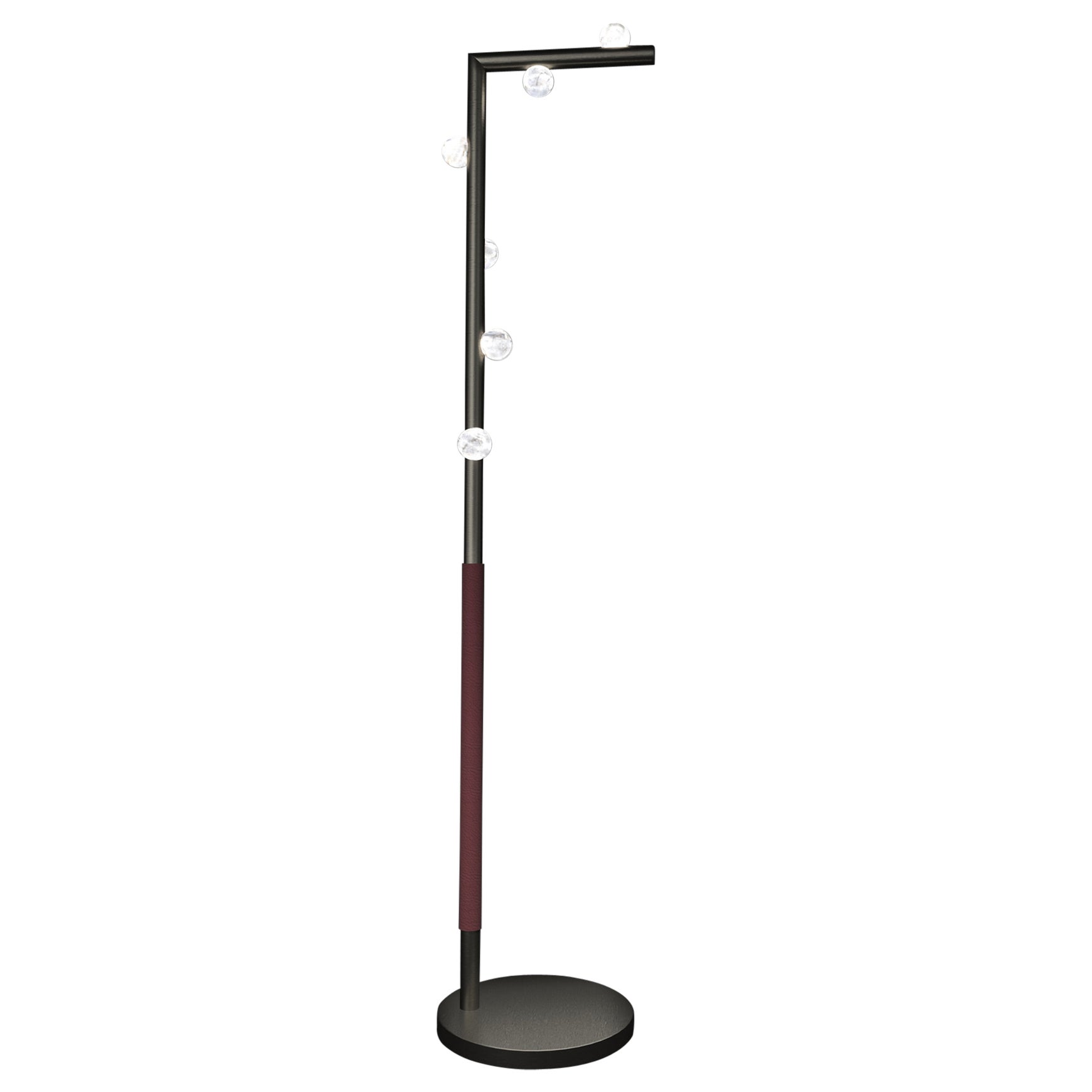 Lampada da terra Demetra in metallo nero spazzolato di Alabastro Italiano