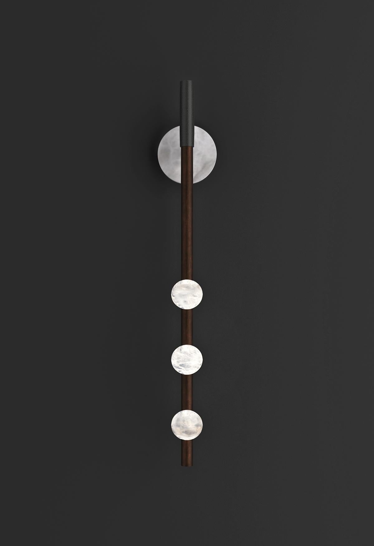Lampada da parete in metallo Demetra Ruggine Of Florence di Alabastro Italiano In condizioni Nuovo in vendita a Geneve, CH