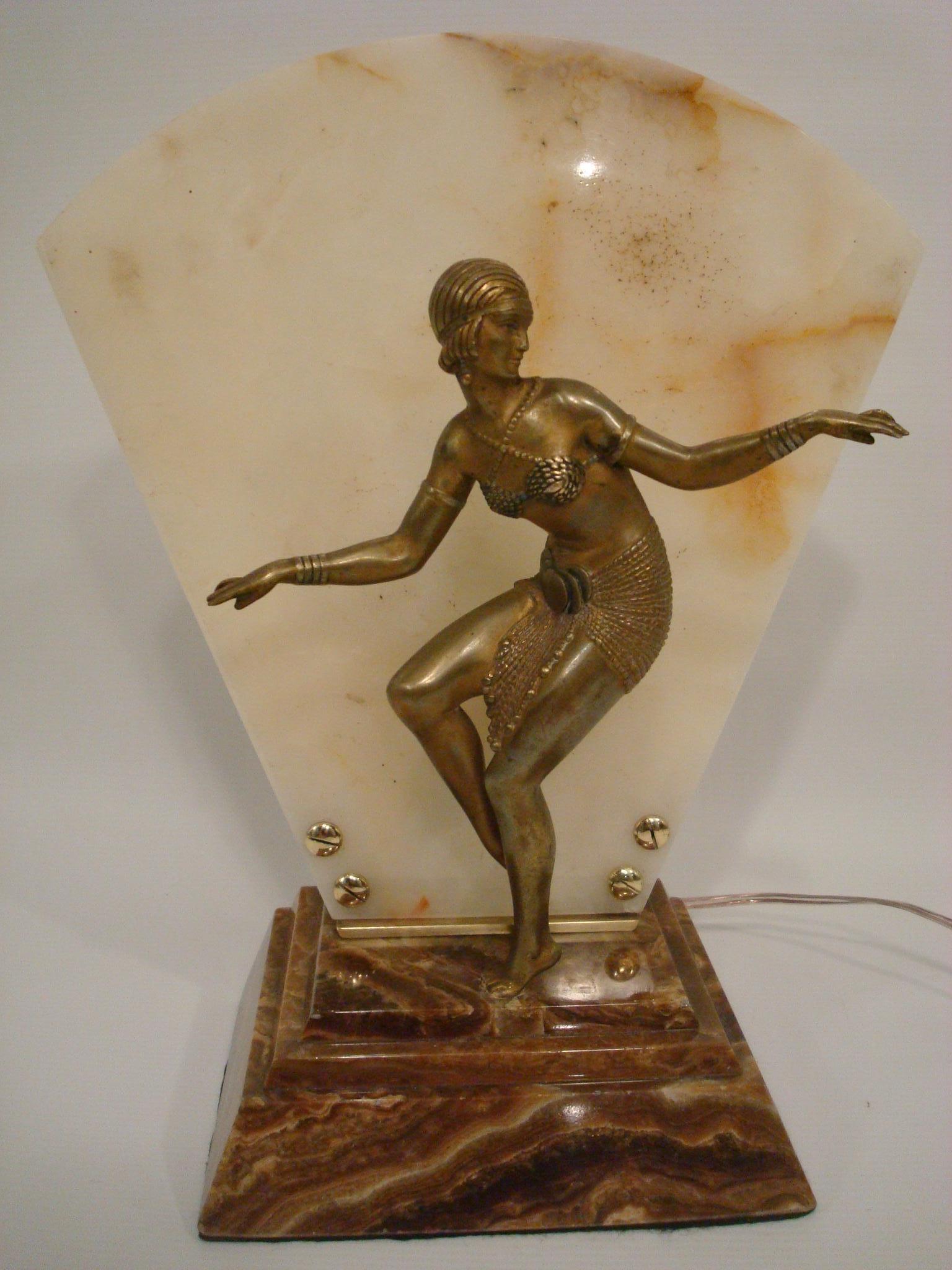 20th Century Demetre Chiparus - Art Deco Bronze Sculpture Lamp France c. 1925 