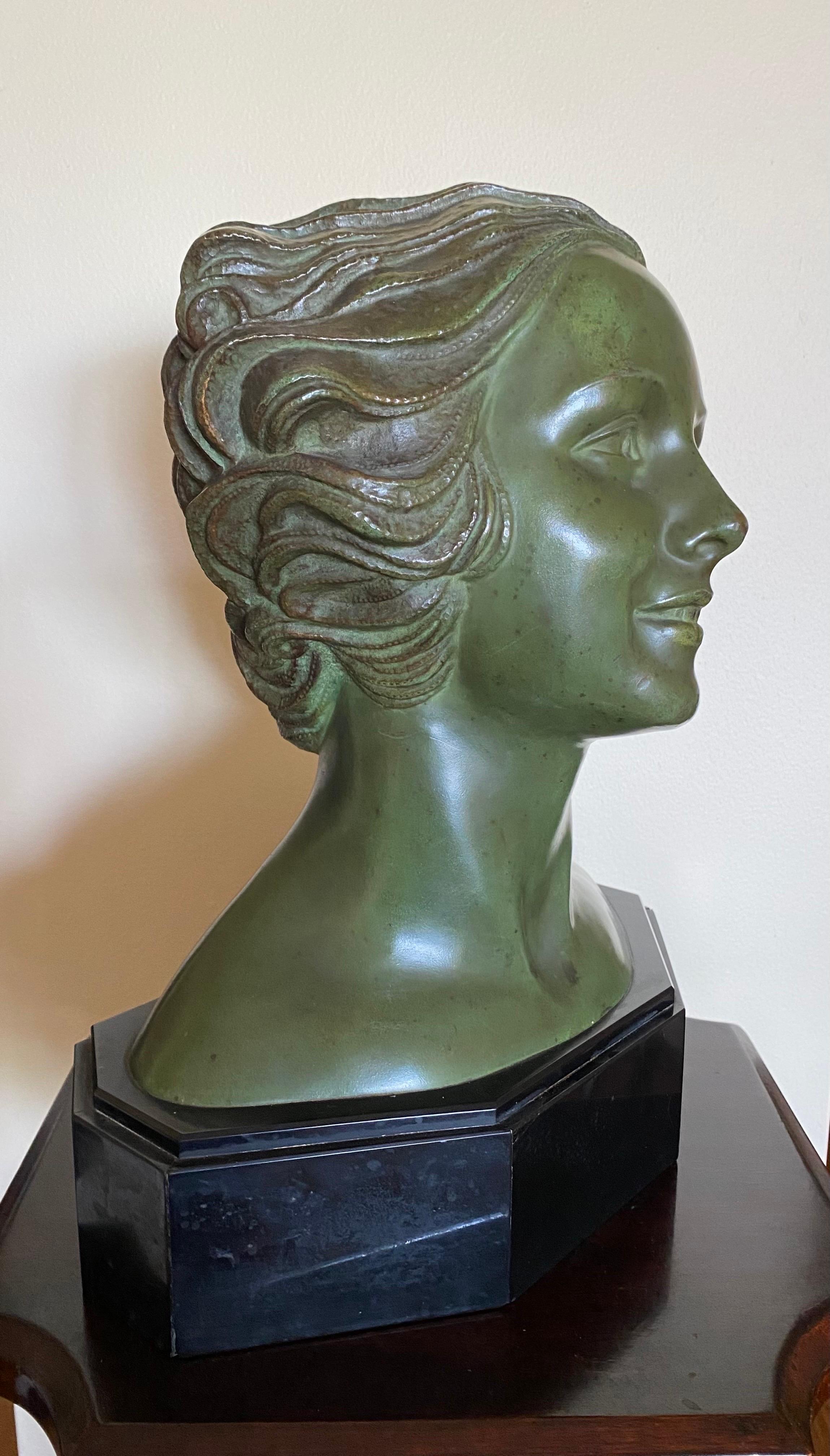 Portrait of Julienne Lullier  - Sculpture by Demetre Chiparus