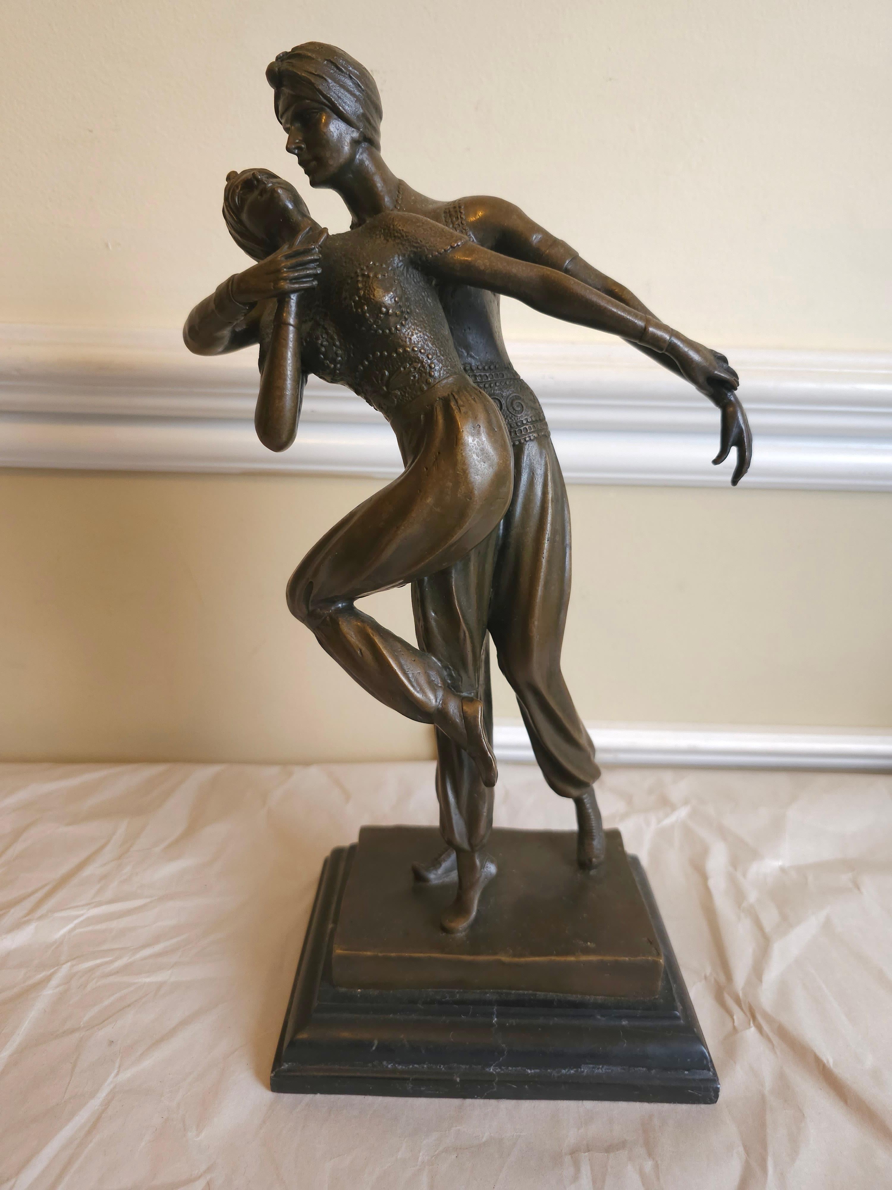 Demetre Haralamb Chiparus (1886 - 1947), Art déco-Tänzer, Bronzefiguren im Angebot 1