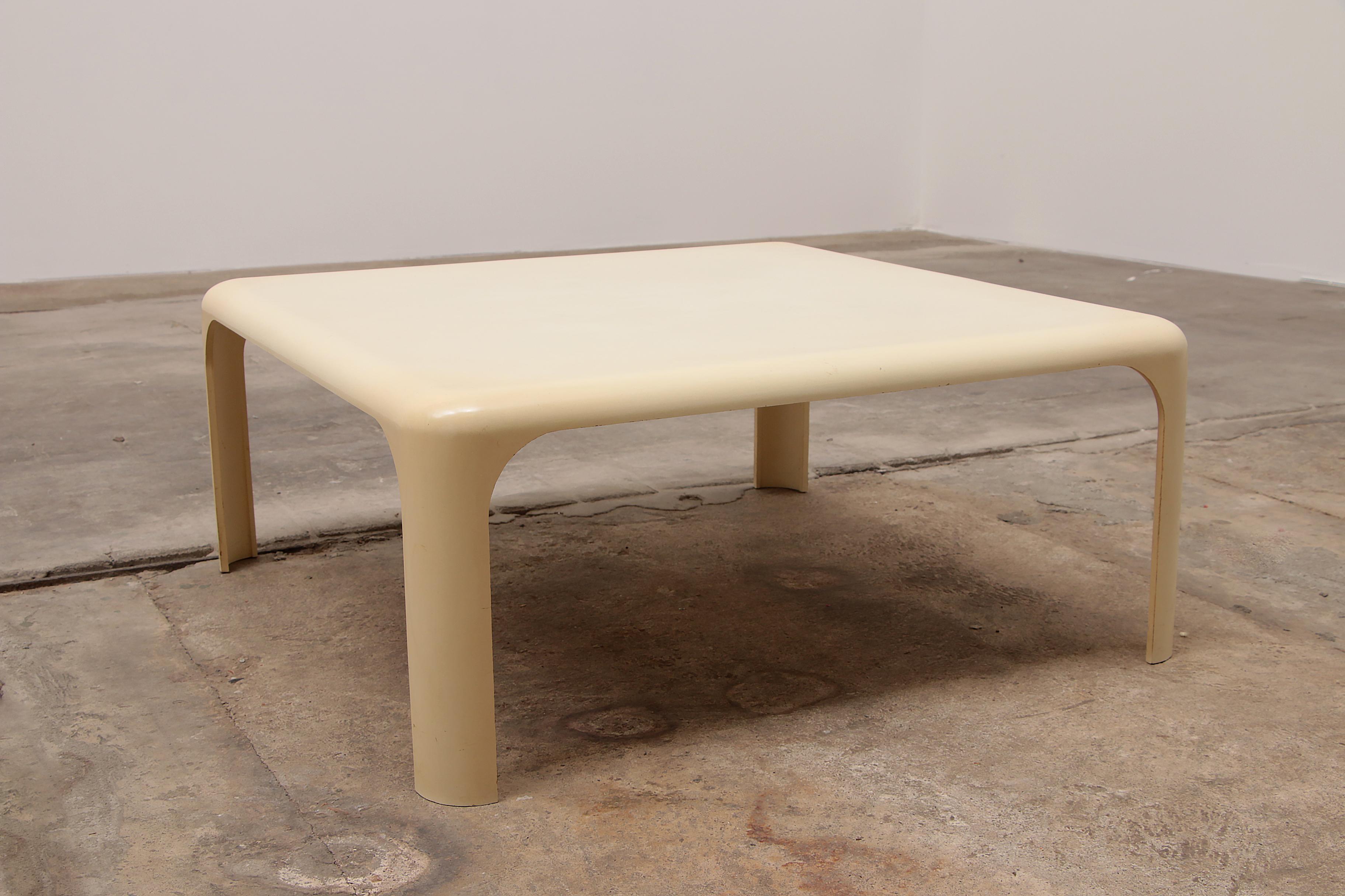 Demetrio 70 Table Design by Magistretti for Artemide Milano, 1966 1