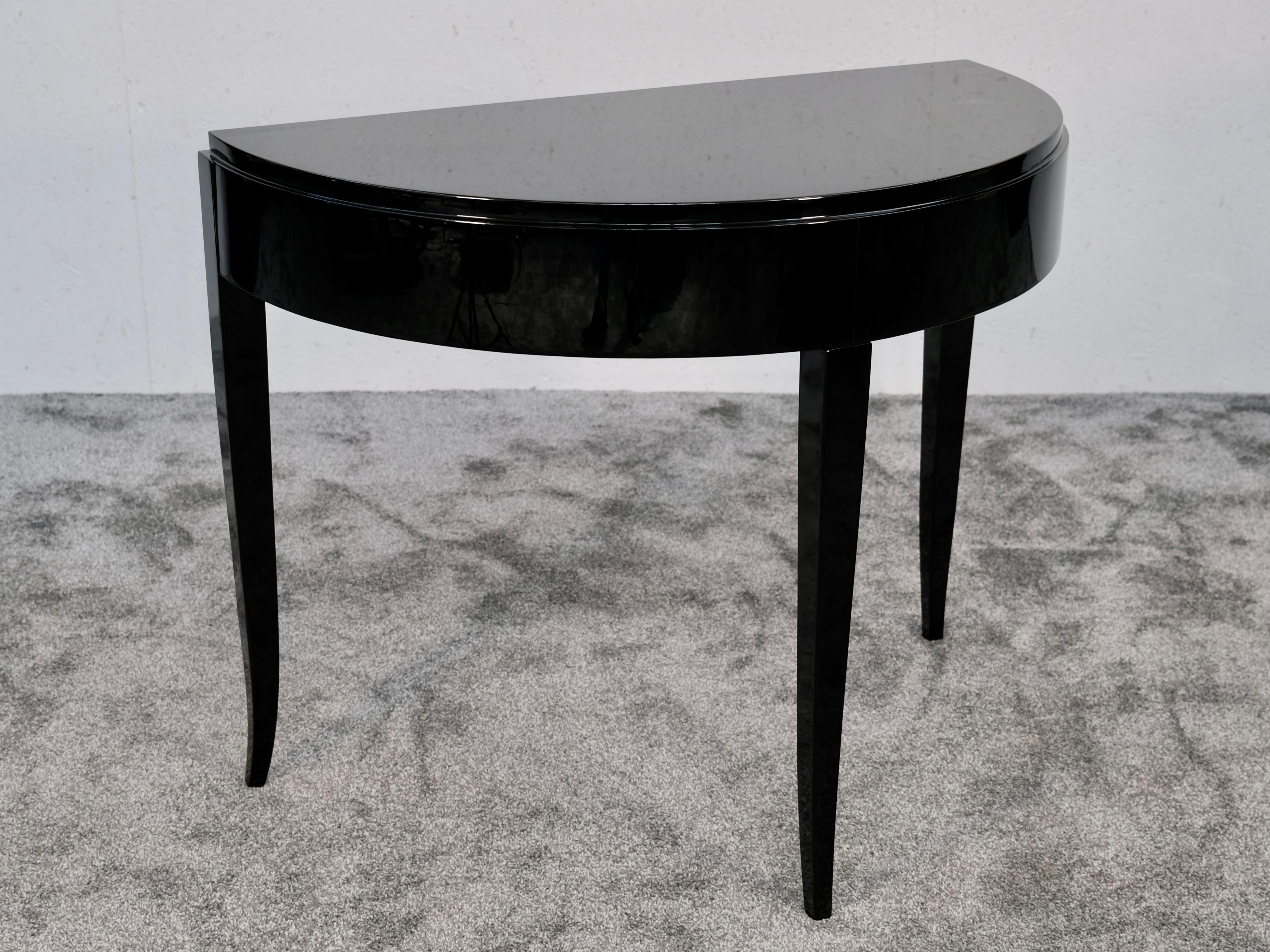 Demi-Lune Art Deco Schreibtisch aus schwarz hochglanzlackiertem Holz, Frankreich 1930er Jahre (Buchenholz) im Angebot