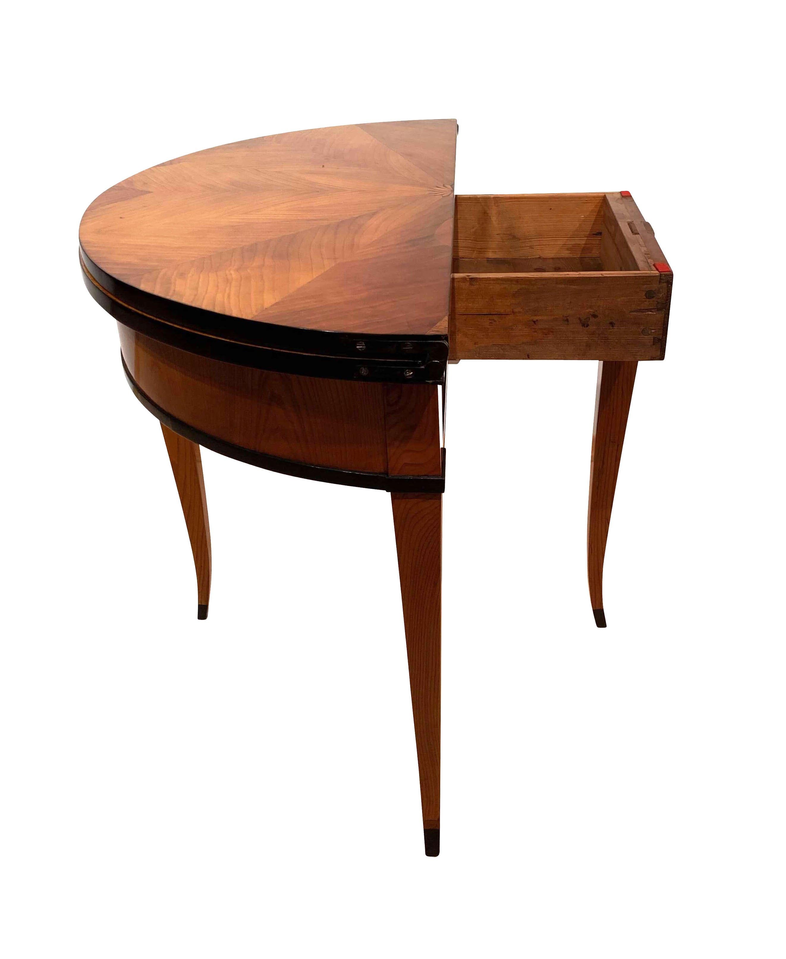 Demi-Lune Biedermeier Table, Ash Veneer, South Germany, circa 1830 In Good Condition In Regensburg, DE