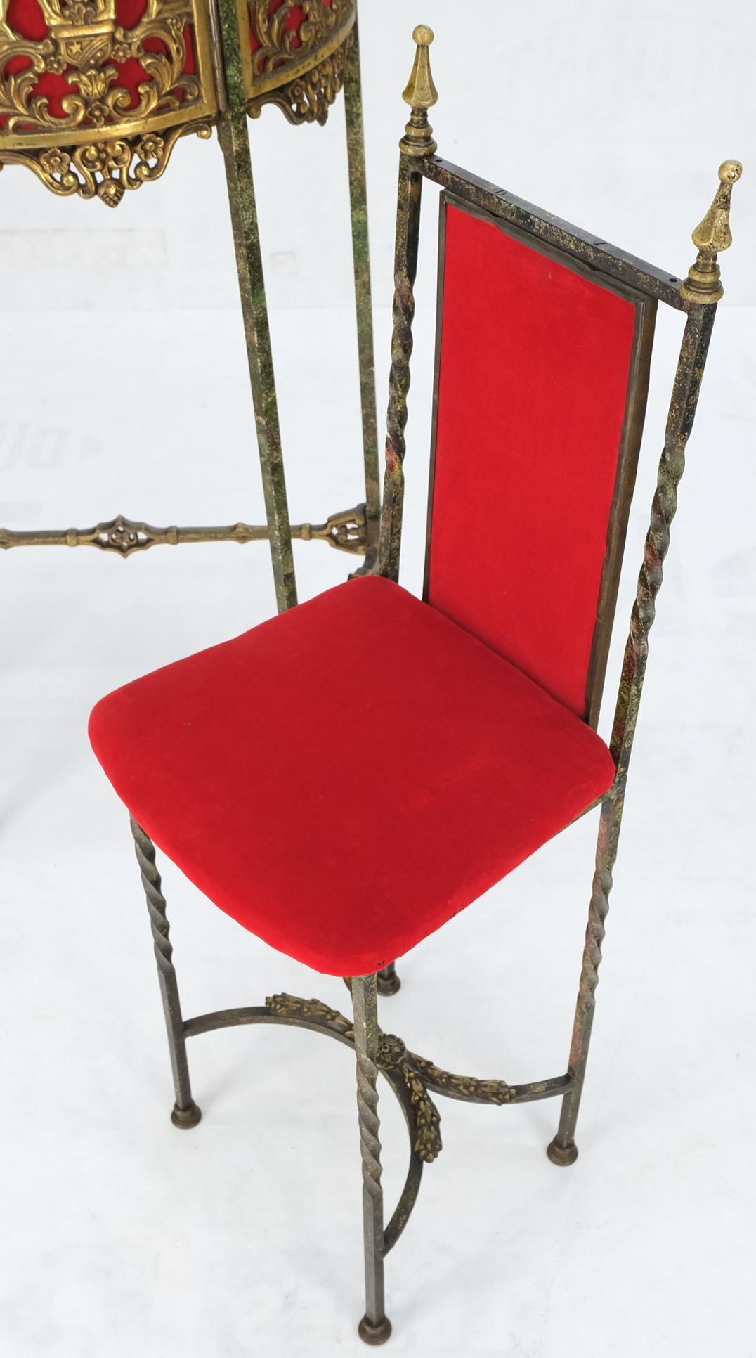 Demi Lune Bronze verzierter, kleiner Konsolentisch mit Stühle in Mint mit Verzierungen im Angebot 8