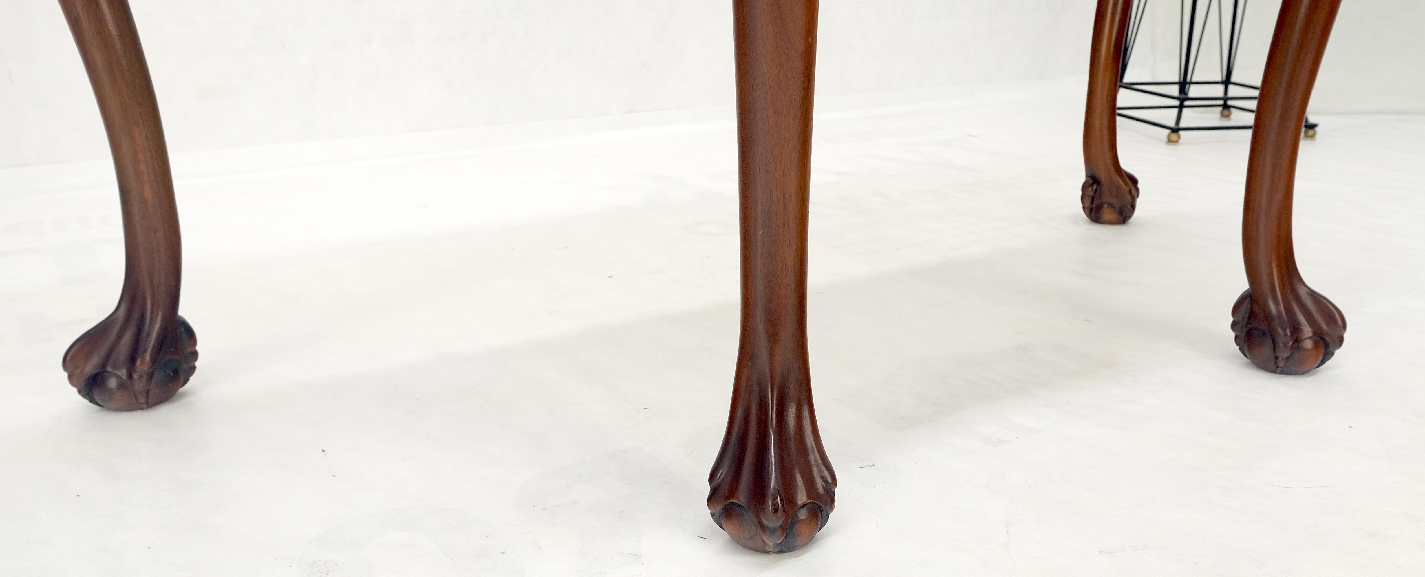 Demi Lune Acajou sculpté Bordure en corde Ball and Claw Feet  Table console à un tiroir en vente 1